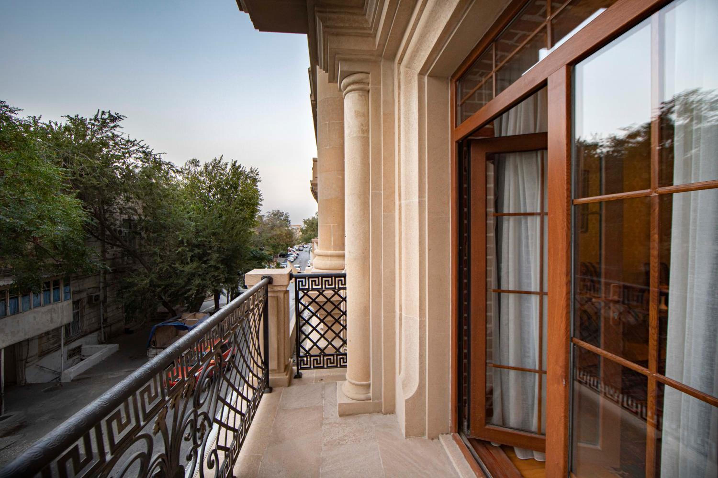Deluxe Double Or Twin Room With Balcony