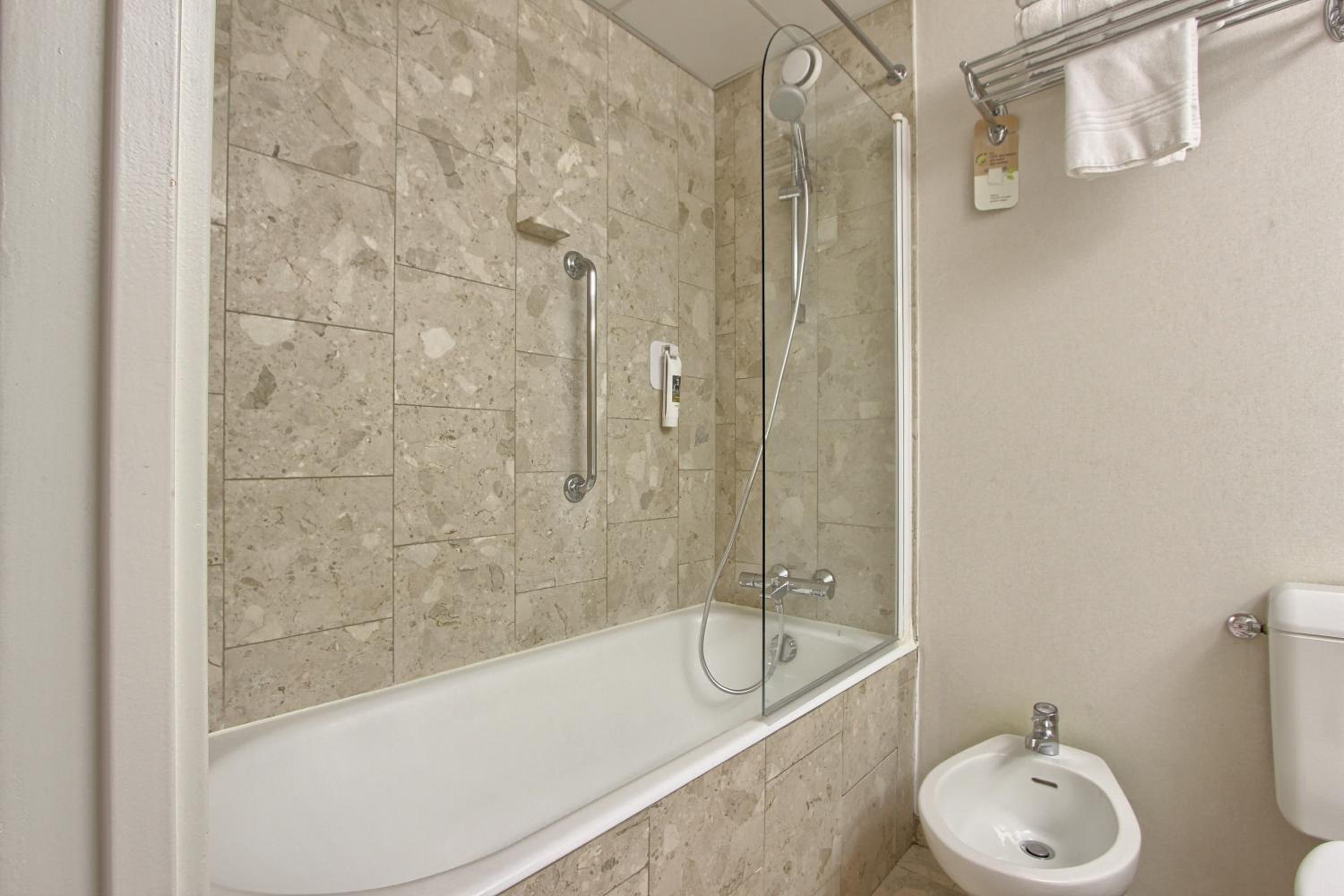 Privilege Double Room - Photo 2