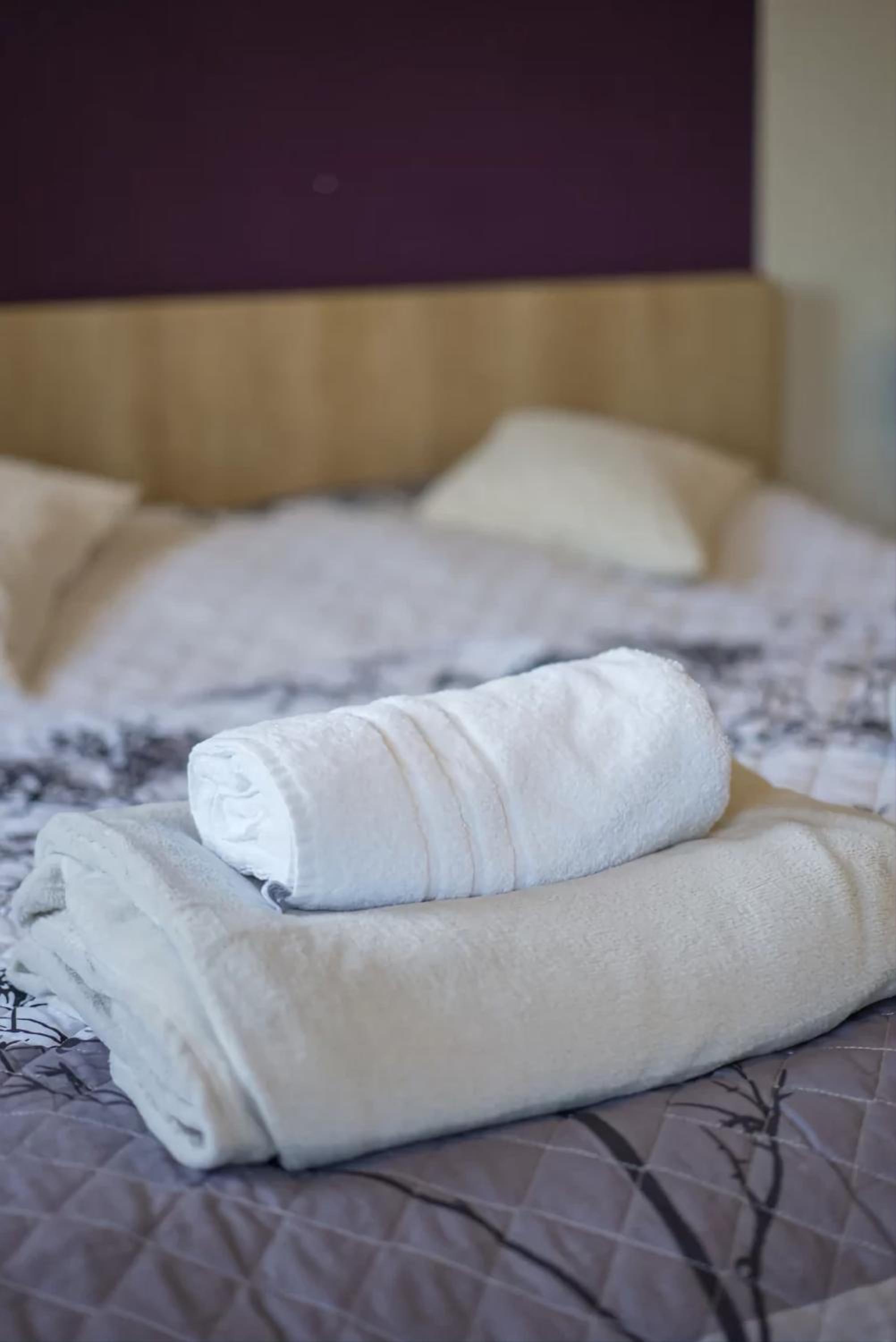 Deluxe Double Room with Extra Bed - Photo 3