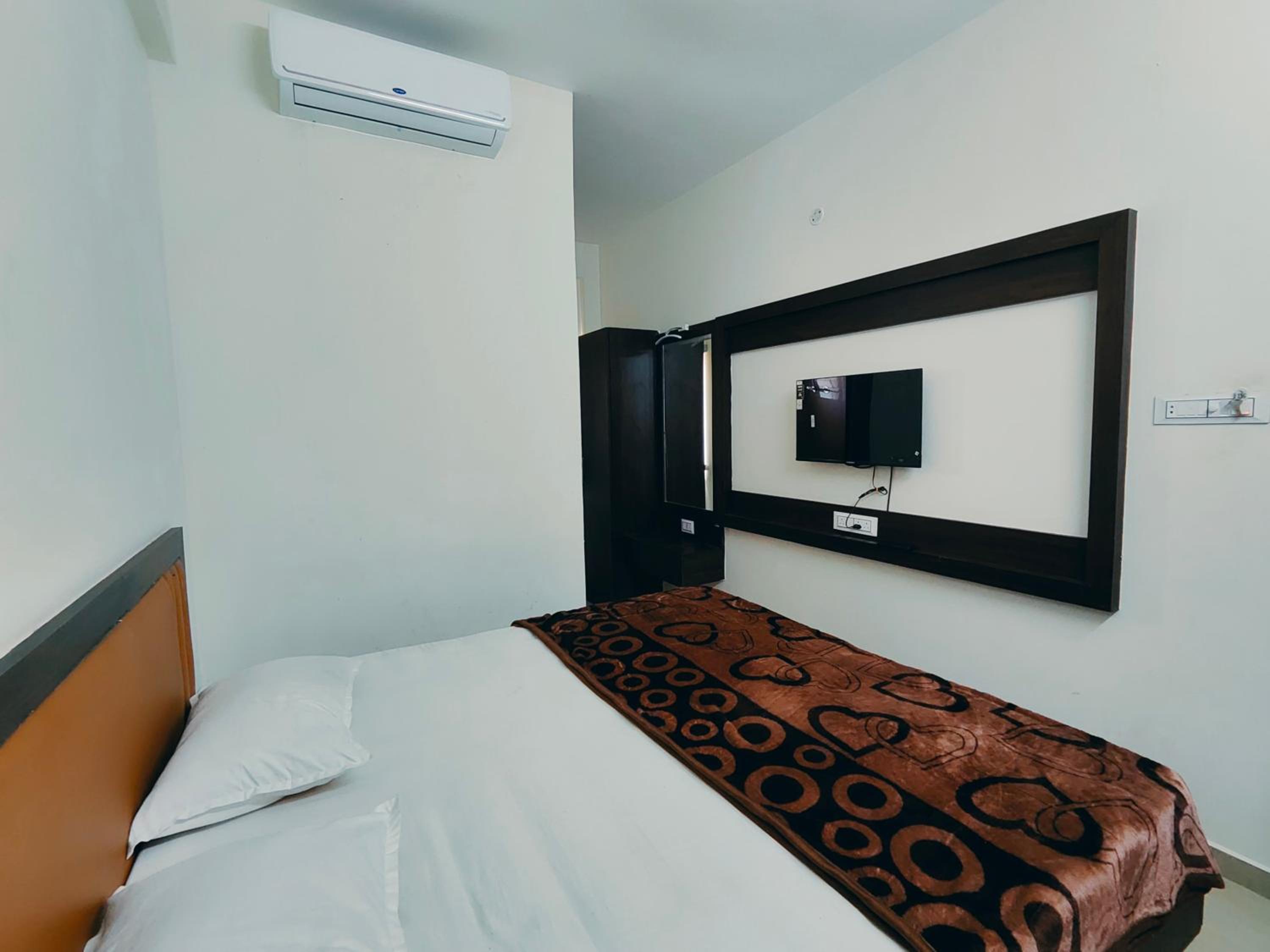 Deluxe Double Room photo 2
