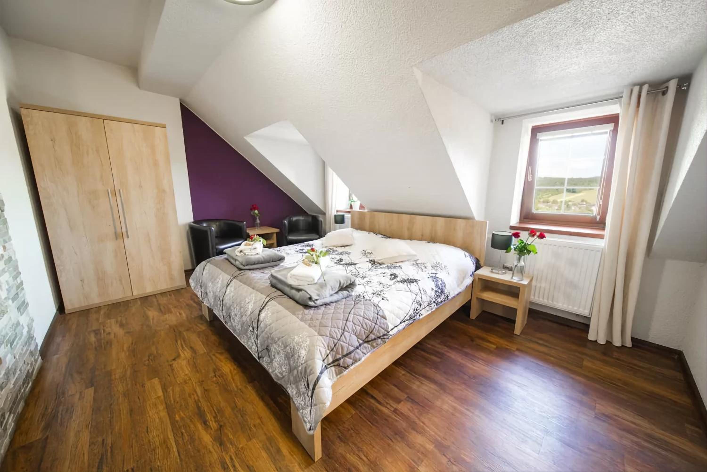 Standard Double Room - Photo 6