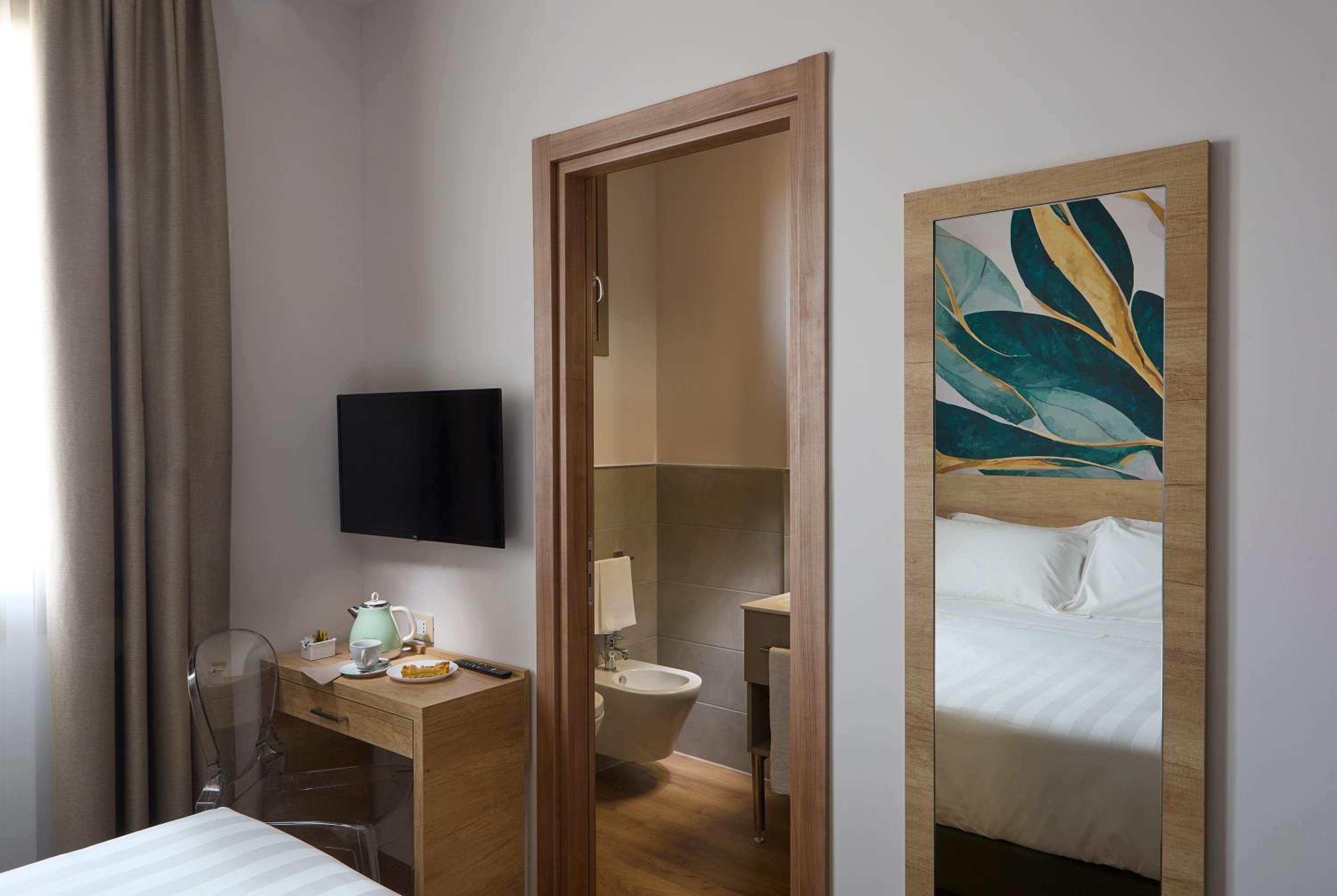 Superior Triple Room photo 3
