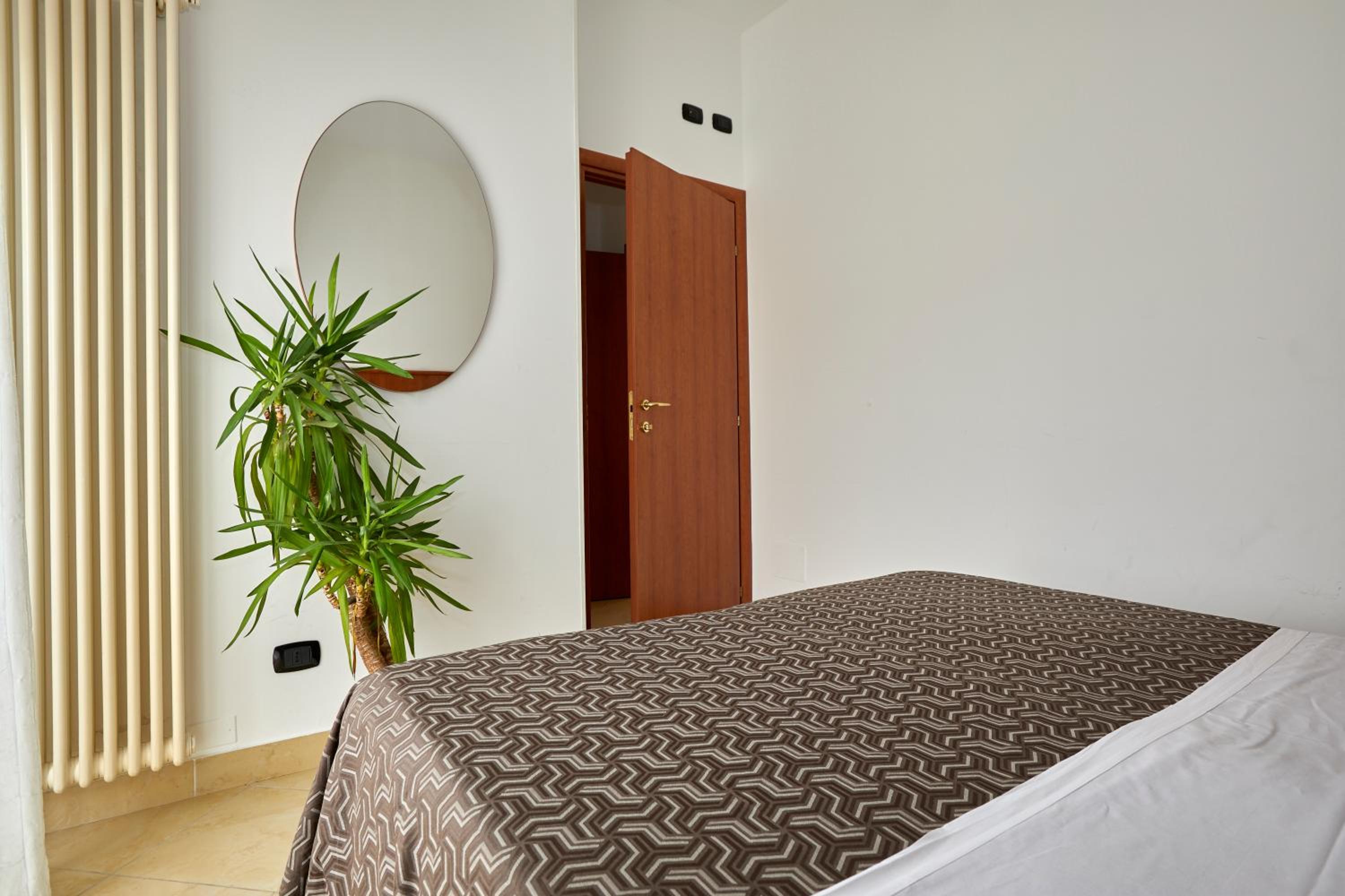 One-Bedroom Apartment (2 Adults)