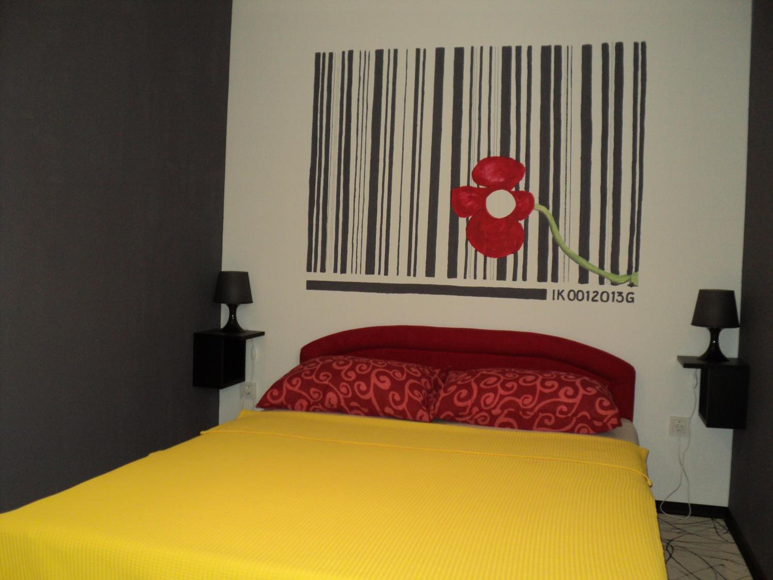 Double Room with Private Bathroom - Photo 8