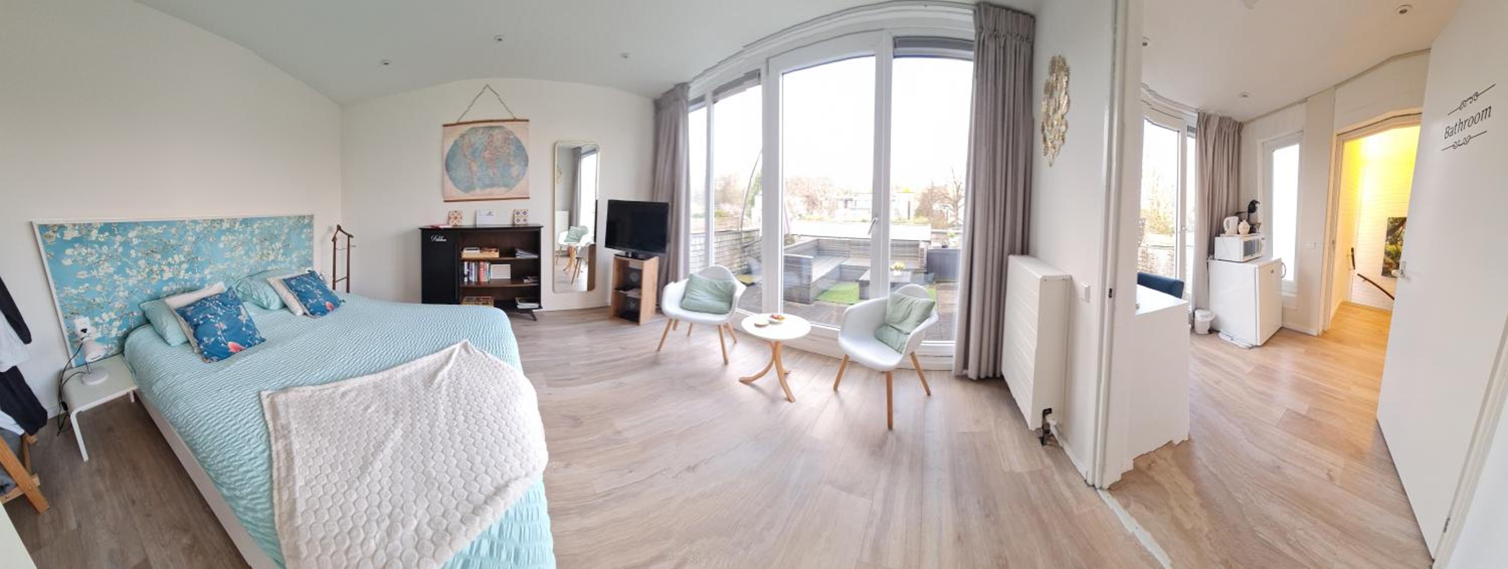 Suite with Terrace - Photo 13