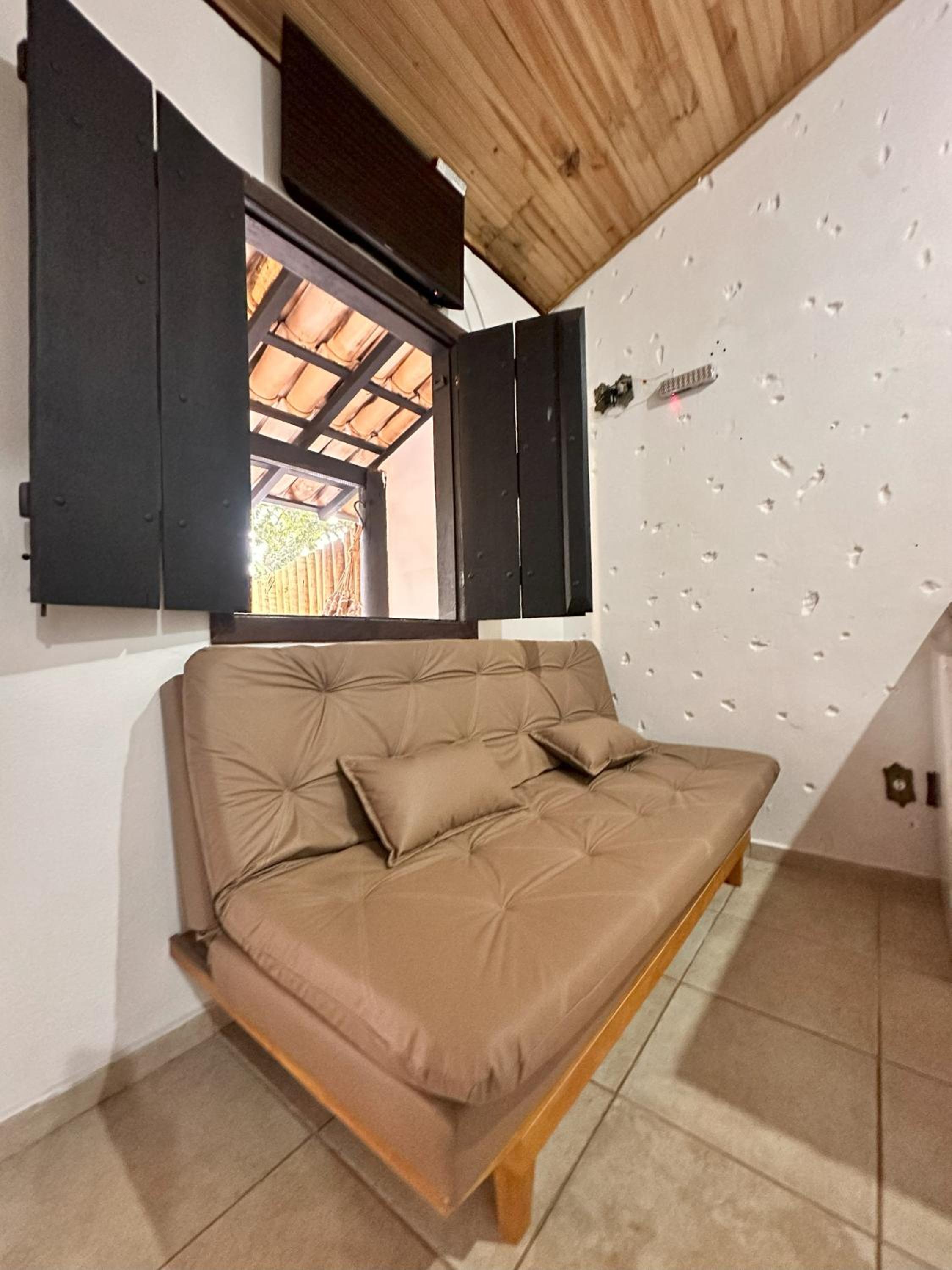 Quadruple Room with Bath photo 3