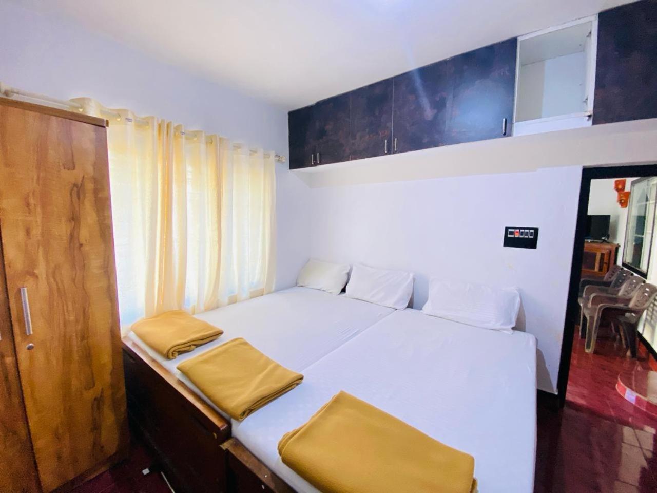 Triple Room With Pool View