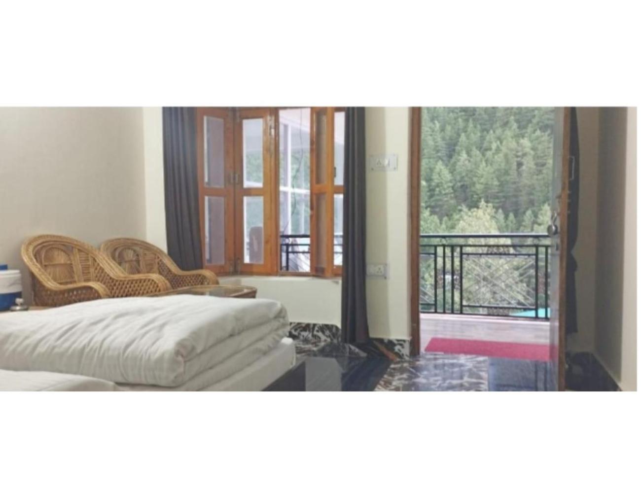 Double Room - Photo 3