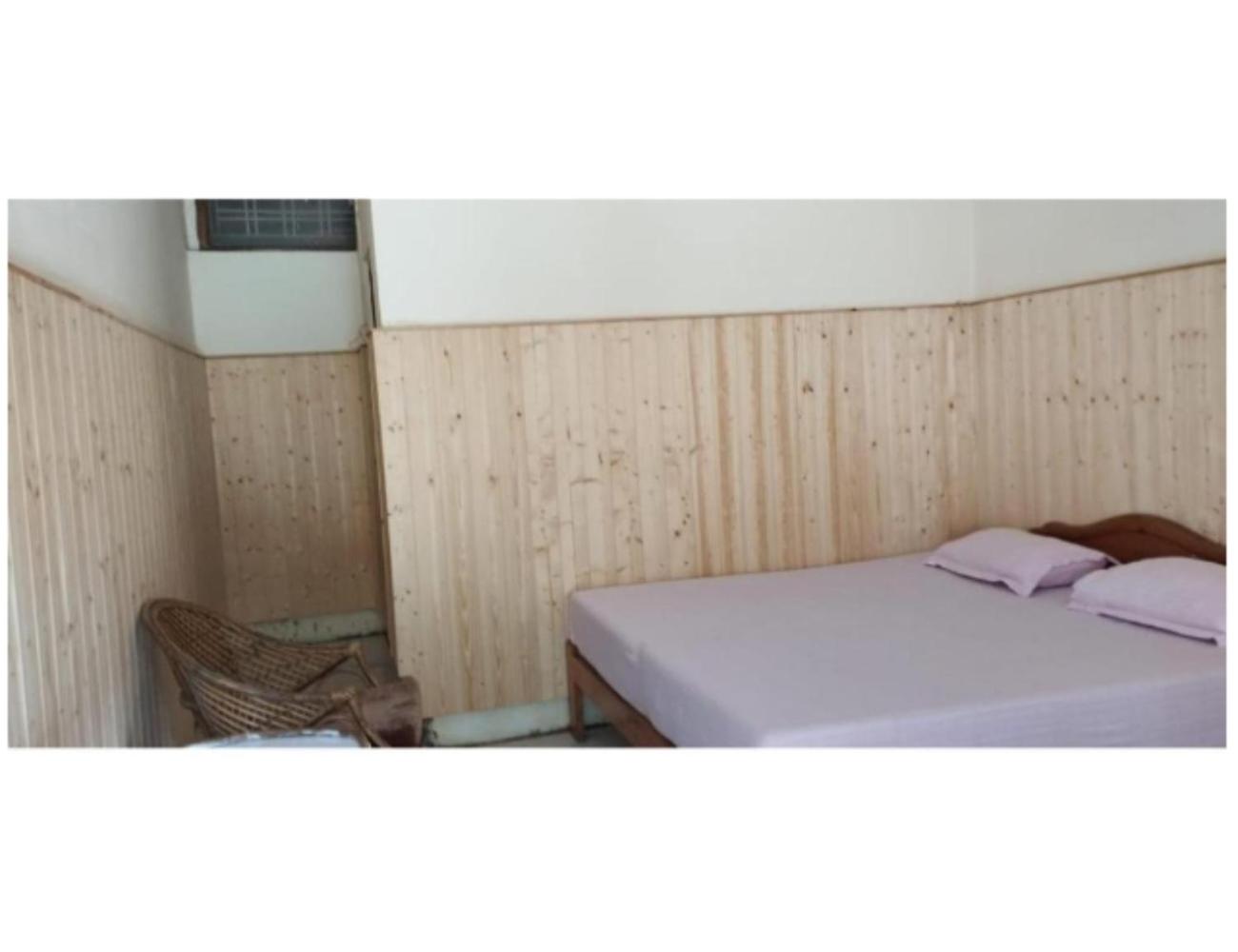 Double Room - Photo 8