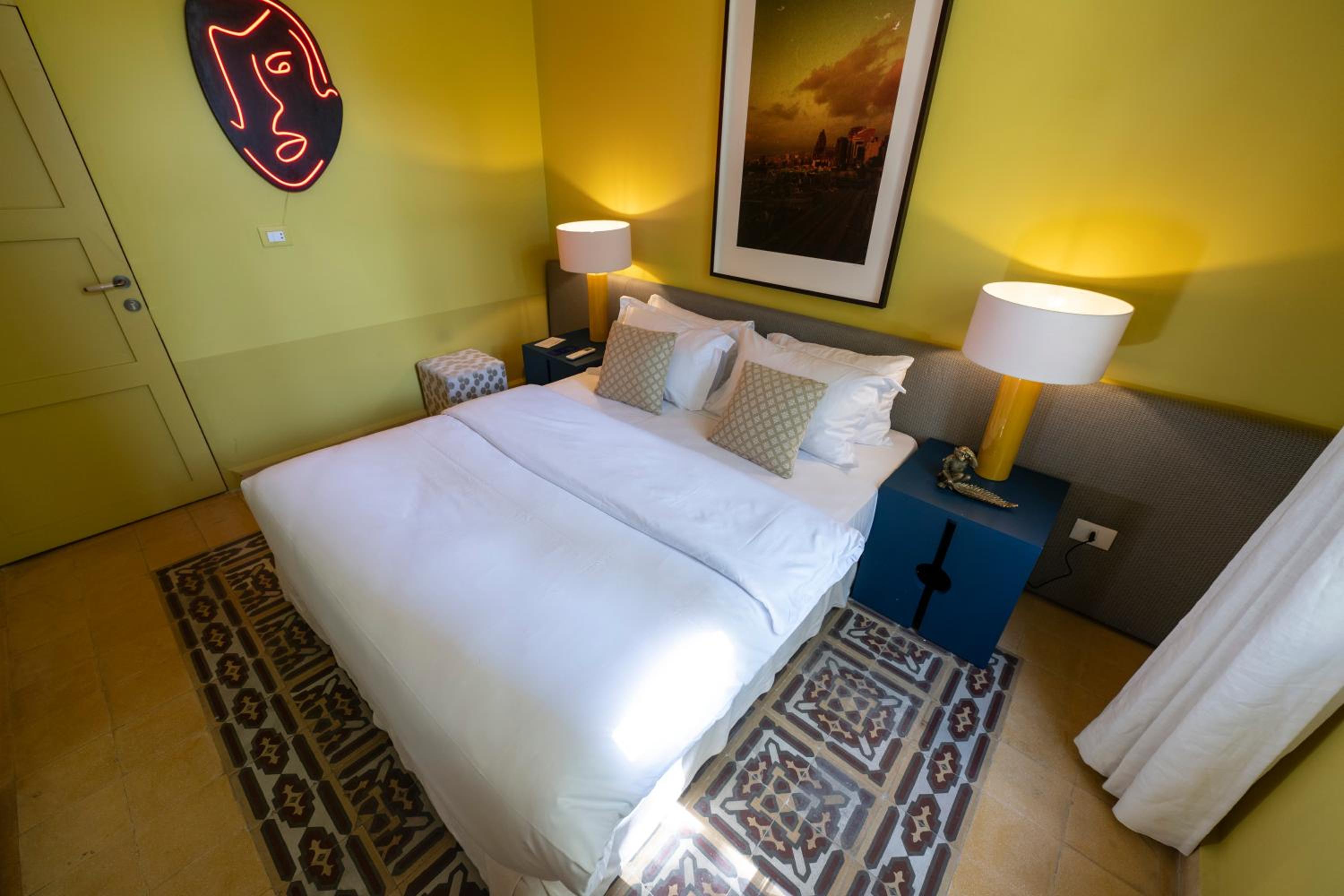 Double Room with Private Bathroom photo 2