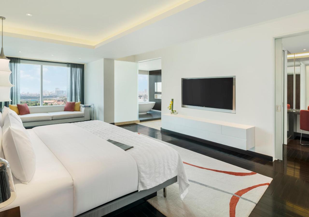 Presidential Suite, Concierge lounge access, 1 King photo 3