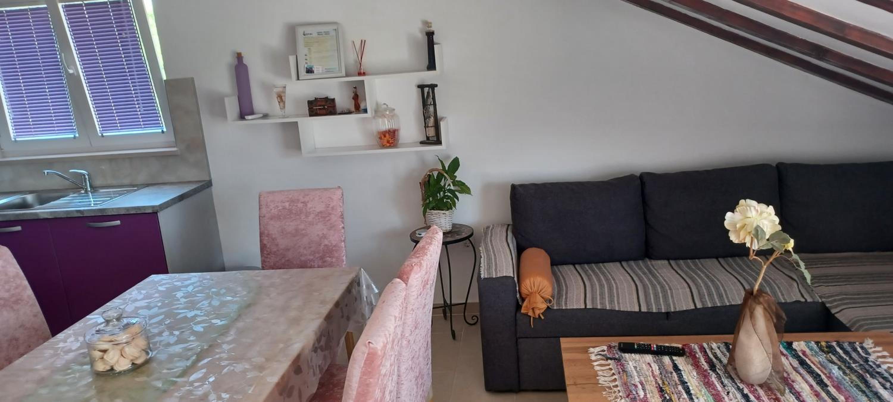 Two-Bedroom Apartment with Terrace and Sea View photo 1