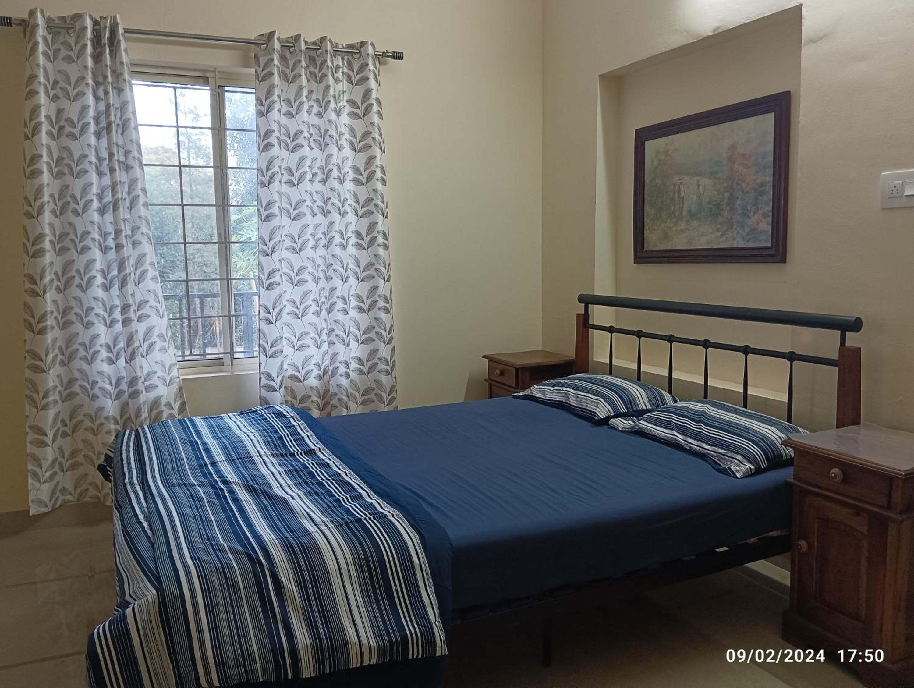Two-Bedroom House photo 3