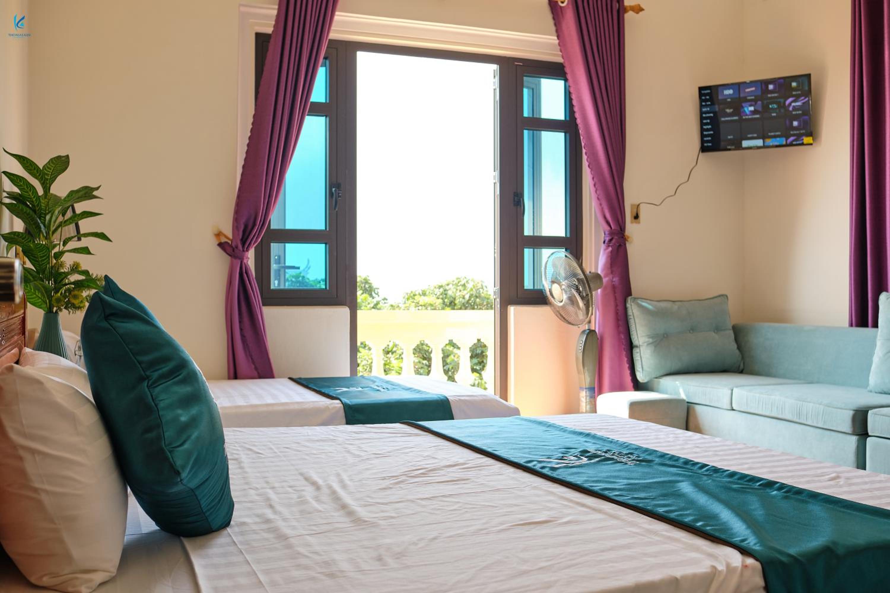 Family Suite with Balcony