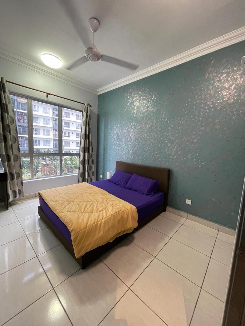 Three-Bedroom Apartment photo 3