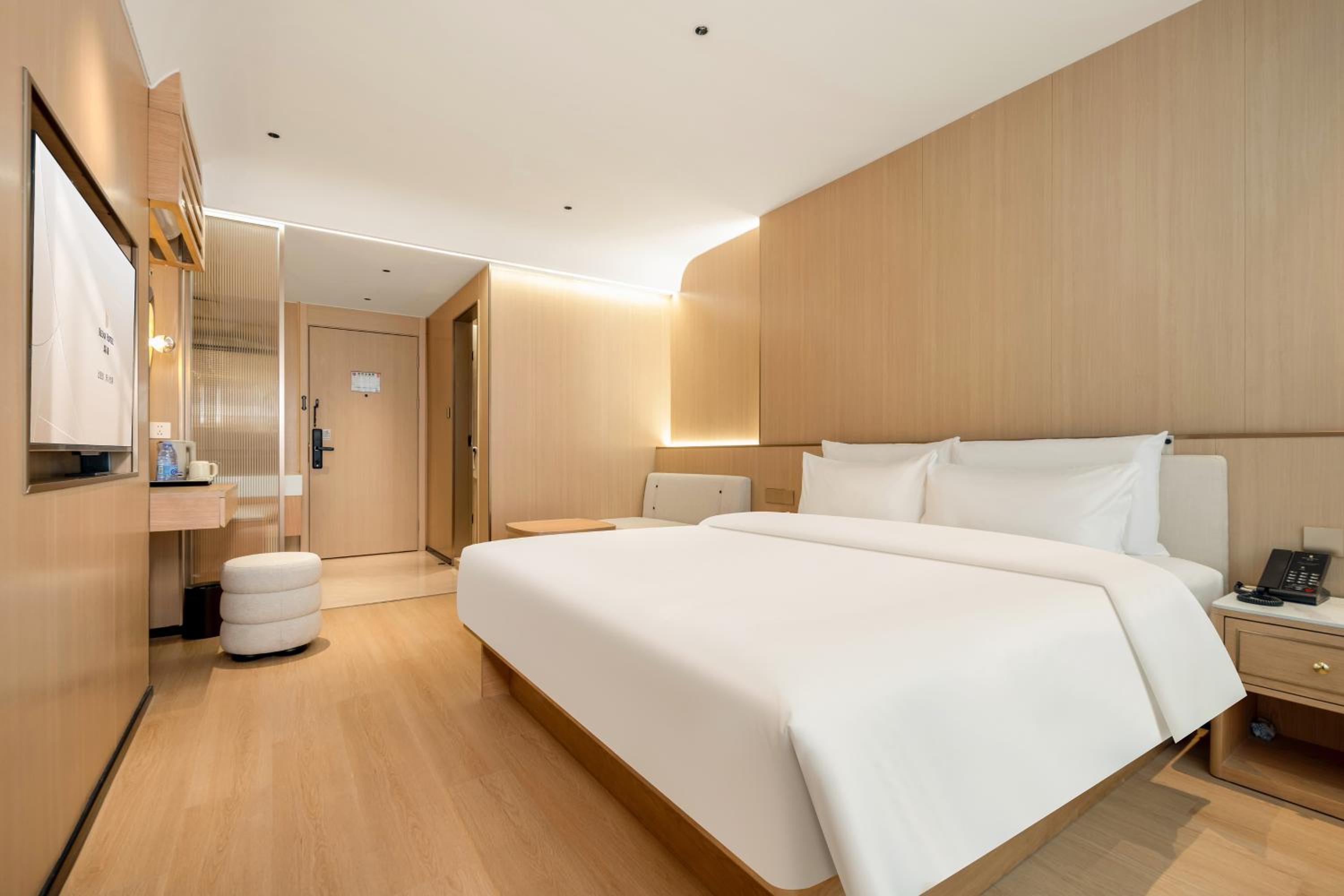 Superior Queen Room
