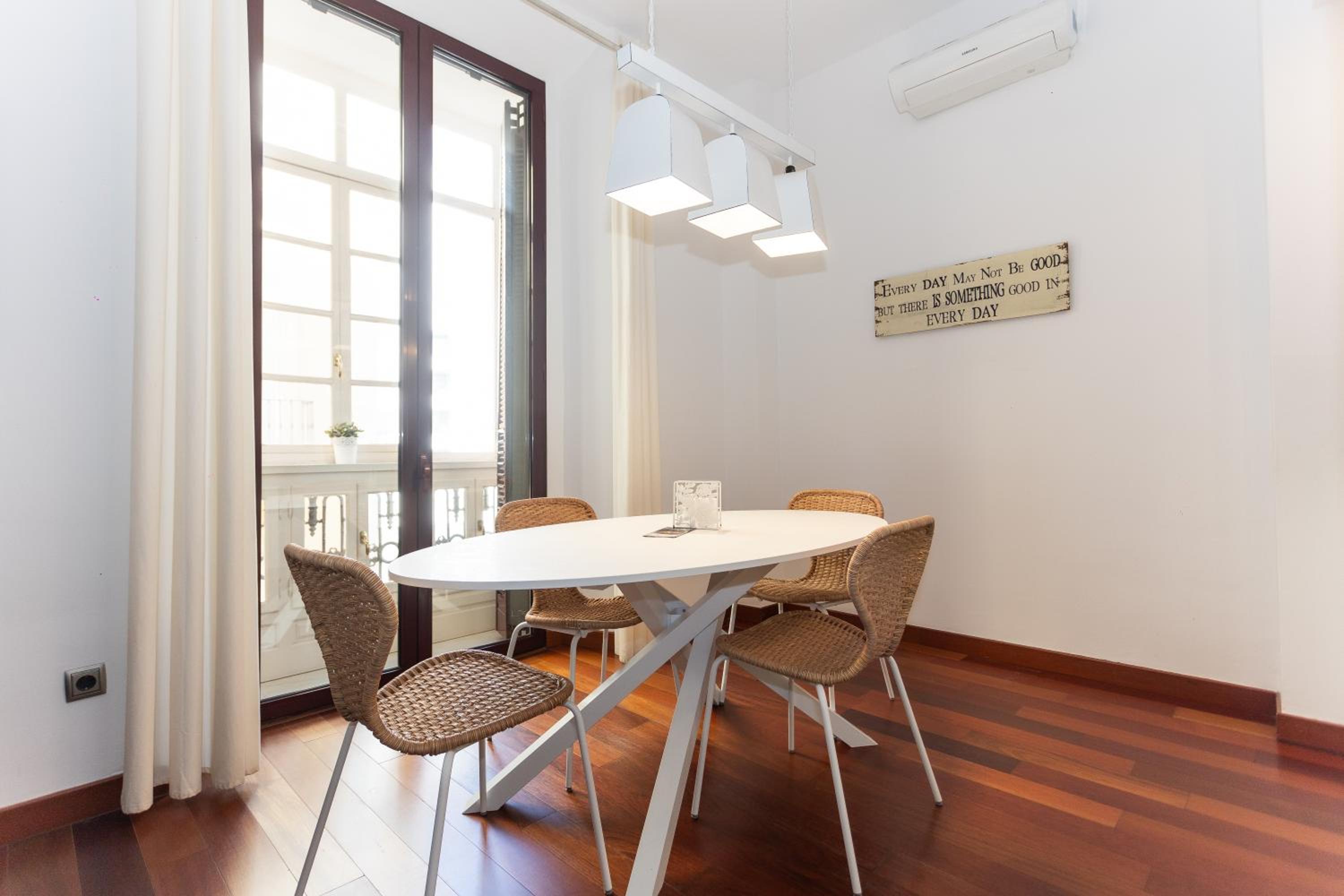 One-Bedroom Deluxe Apartment