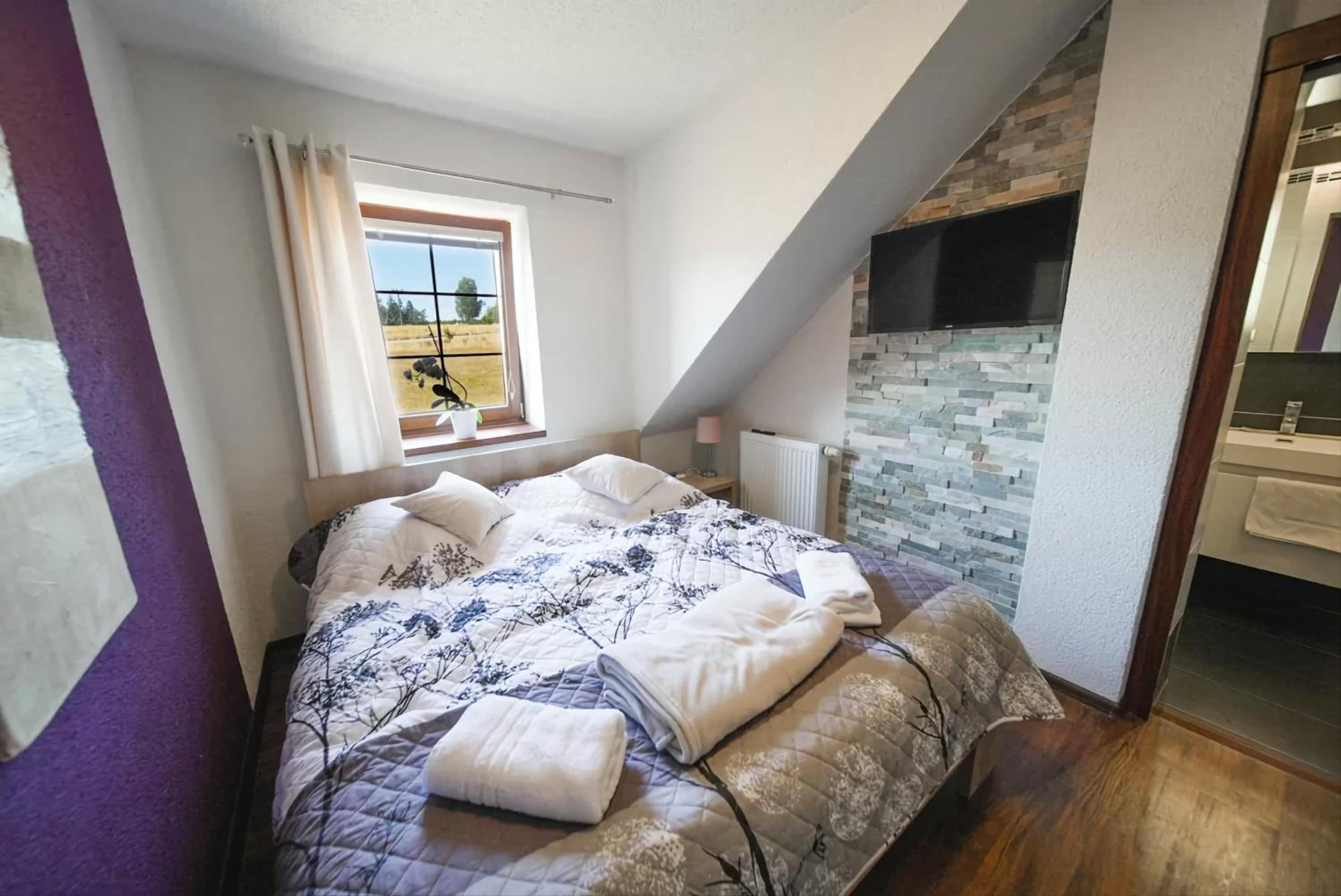 Small Double Room photo 3