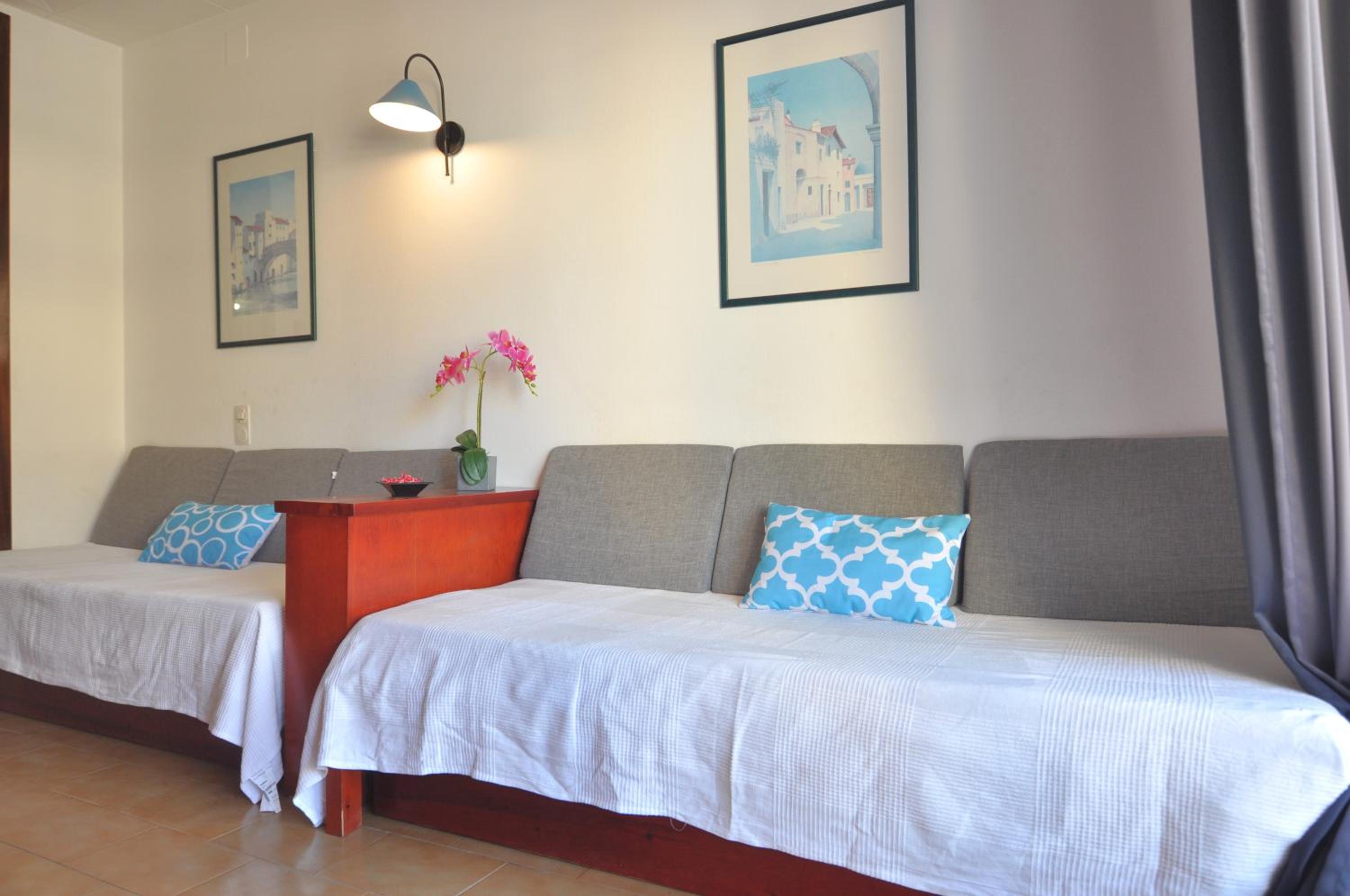 Estudio con terraza