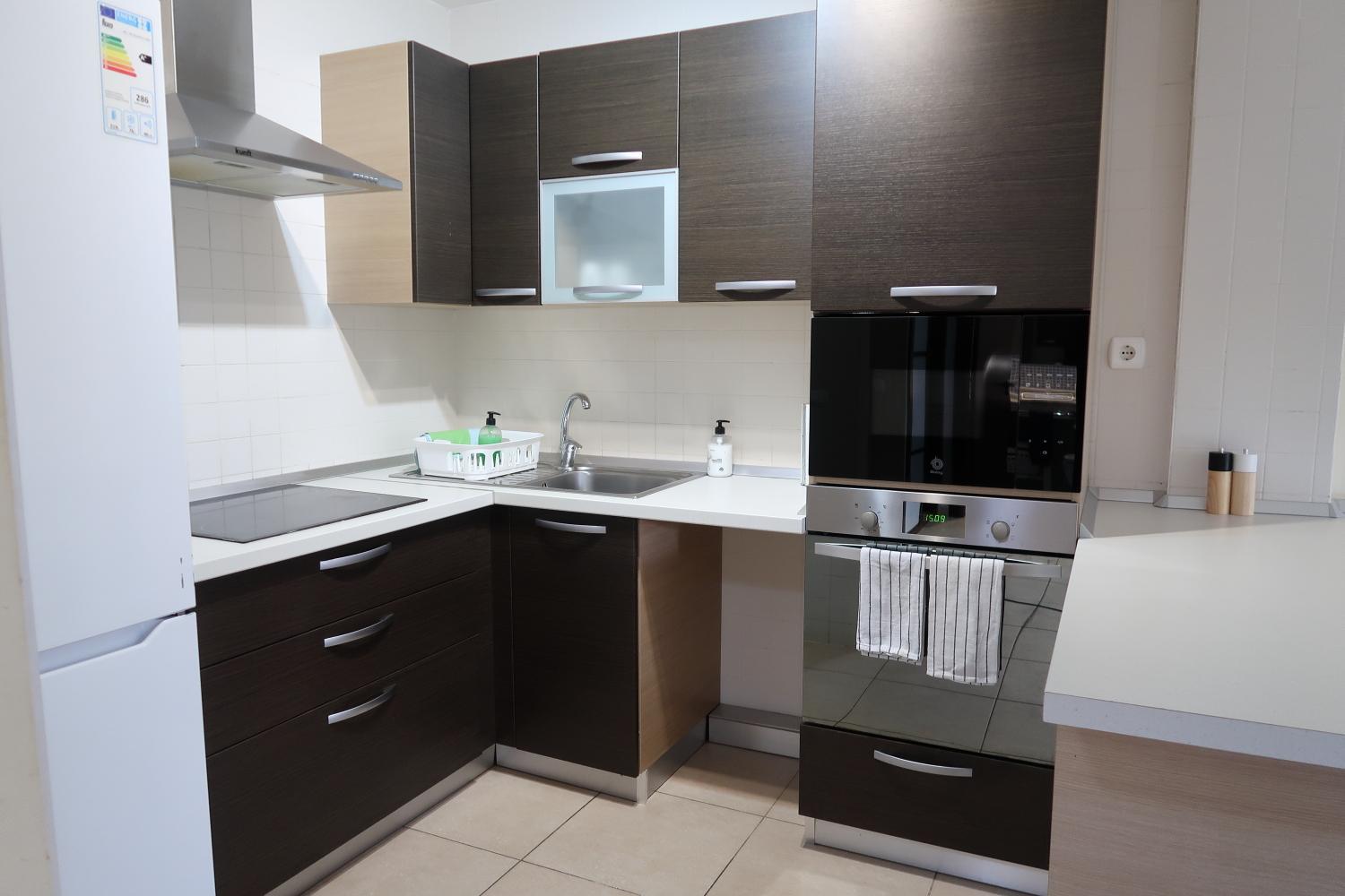 One-Bedroom Apartment - Photo 34