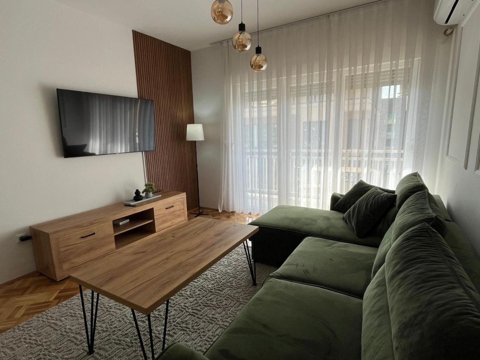 One-Bedroom Apartment photo 3