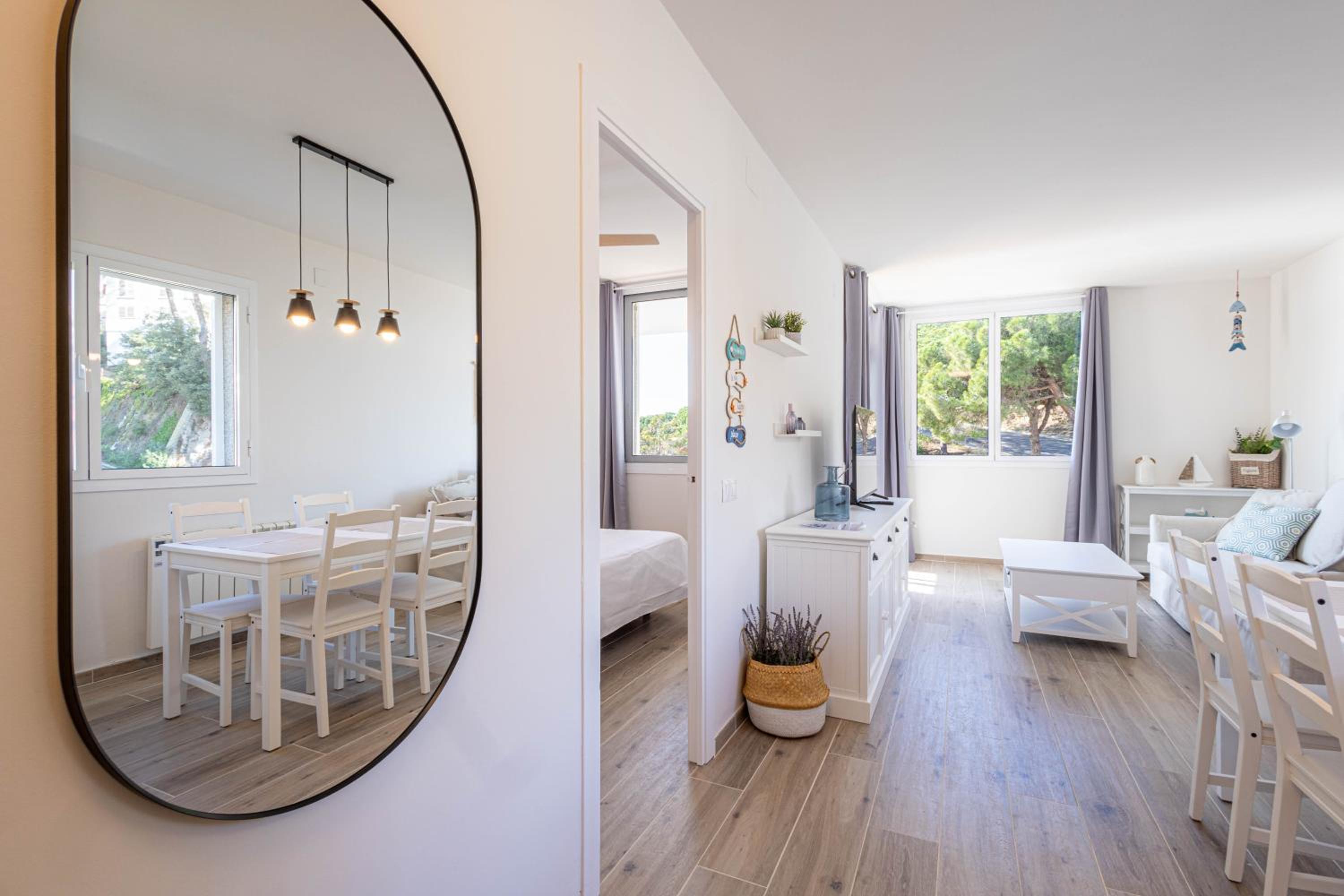 Apartamento con Terraza - Segundo Piso