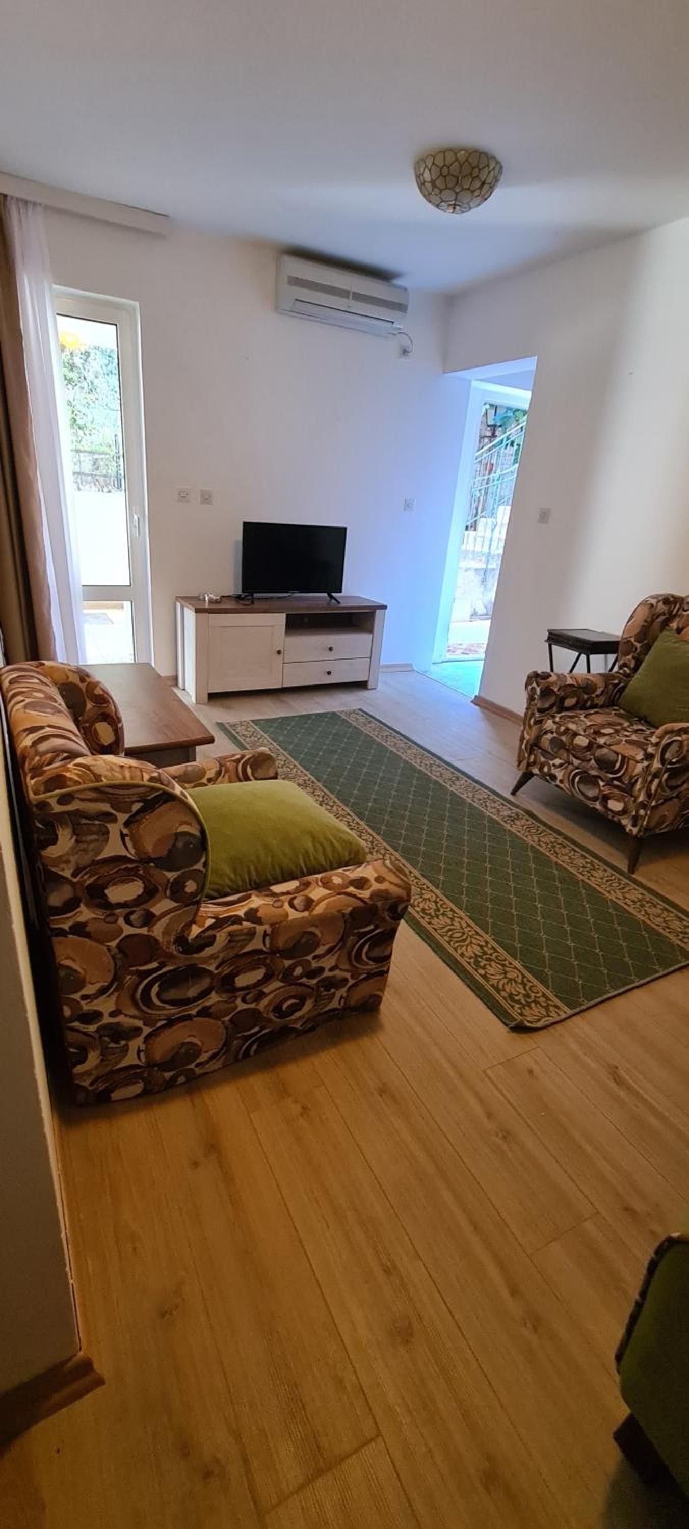 One-Bedroom Deluxe Apartment photo 1