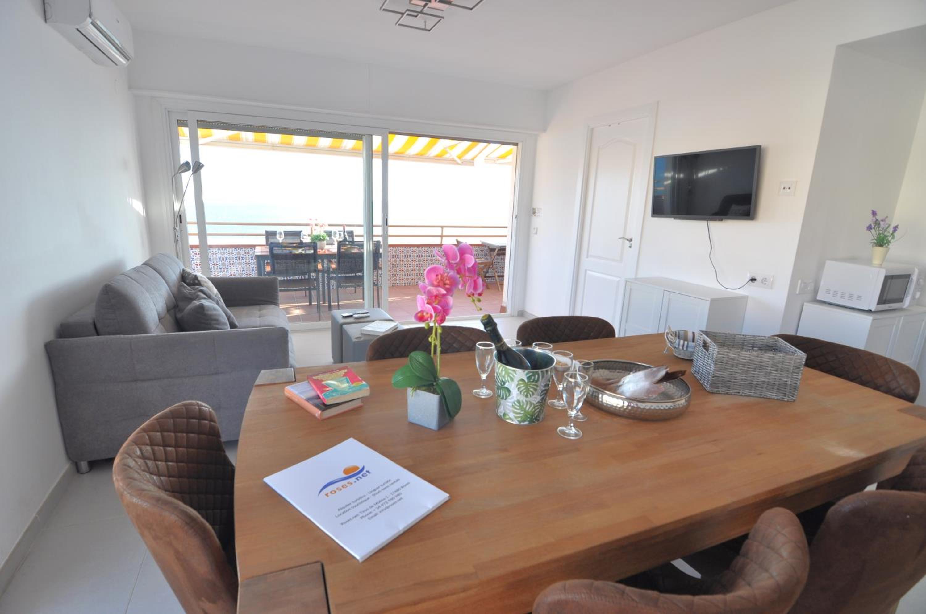 Apartamento con vista al mar