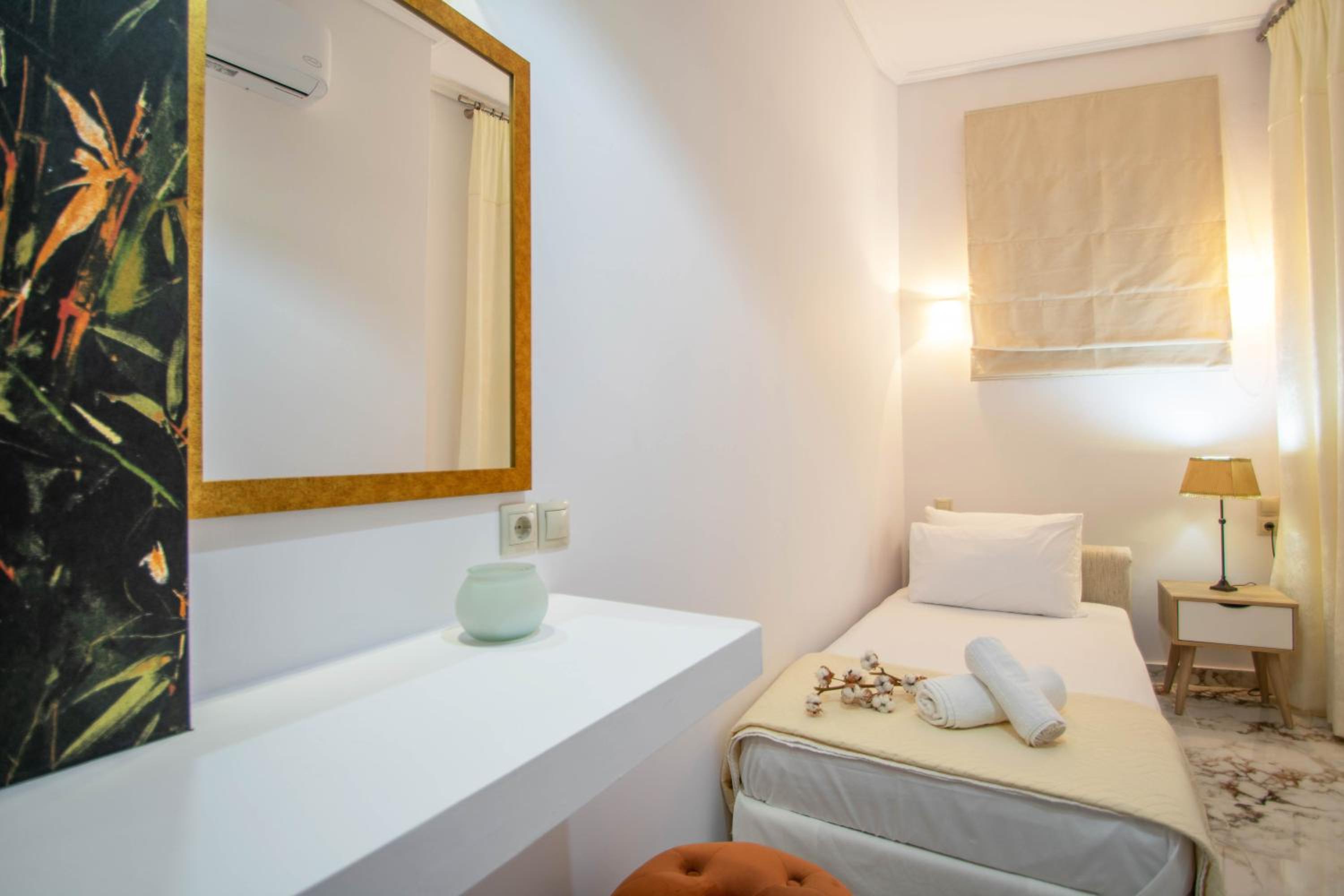 Deluxe Suite with Sea View