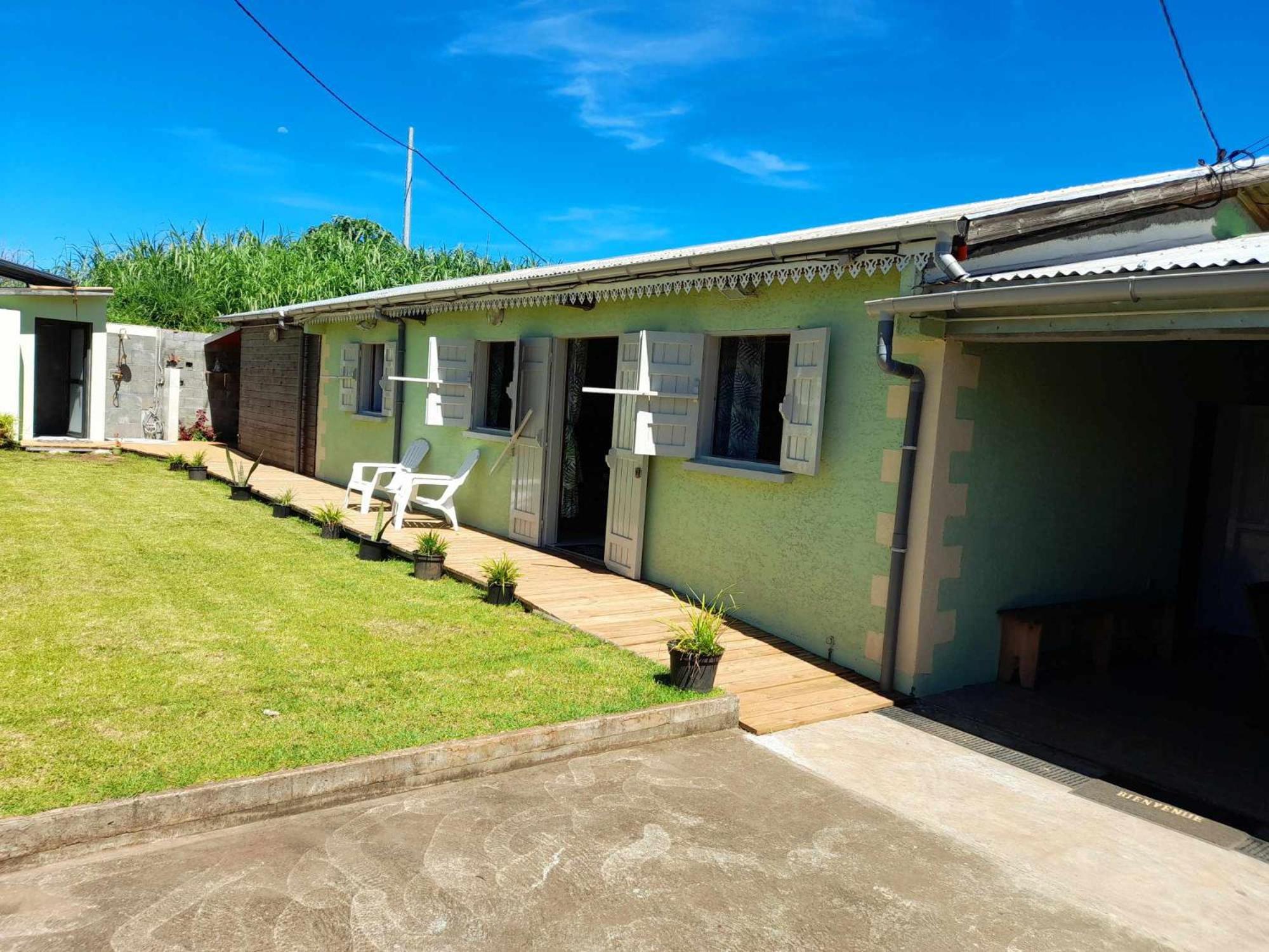 Four-Bedroom House photo 2
