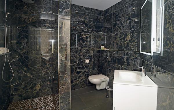 Small Double Room photo 2