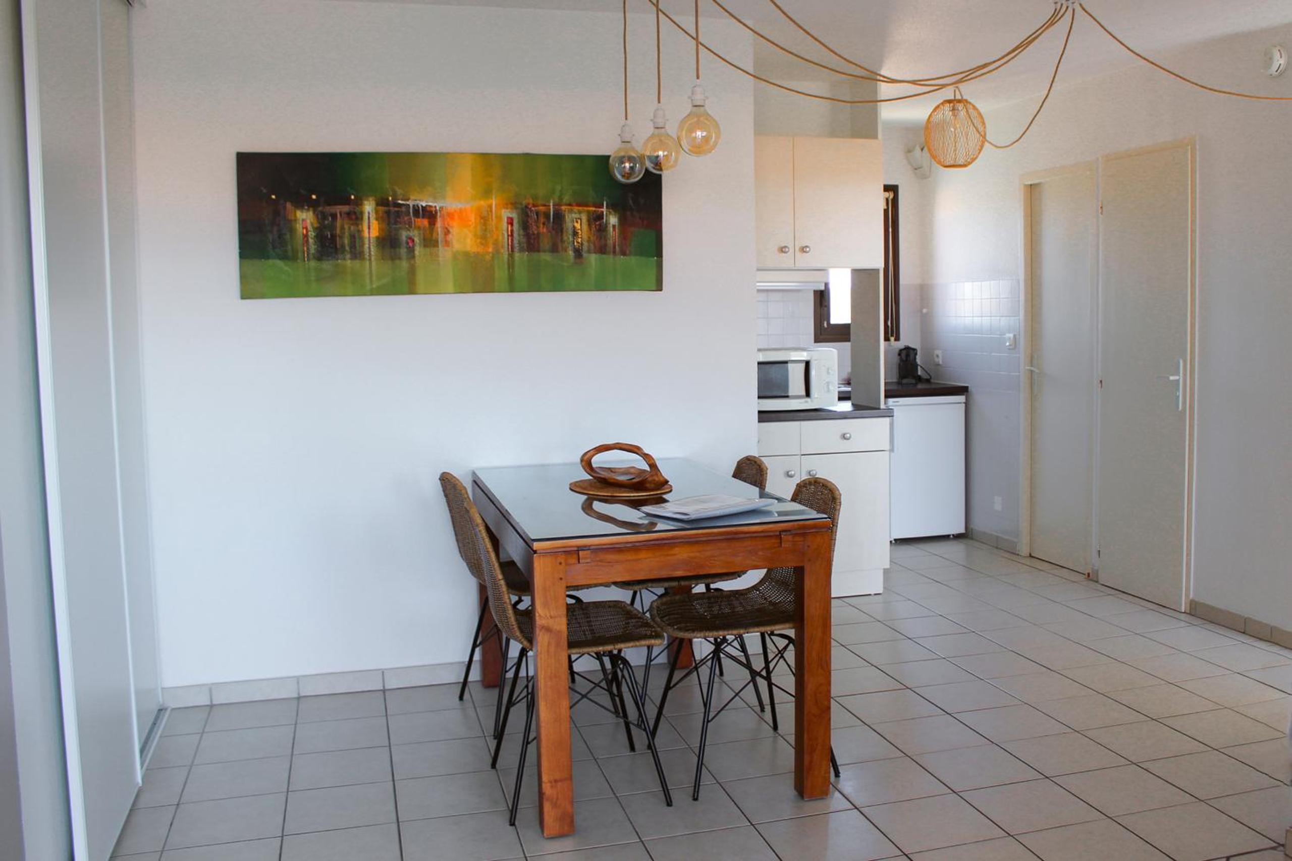 One-Bedroom Apartment (4 Adults) - Photo 10