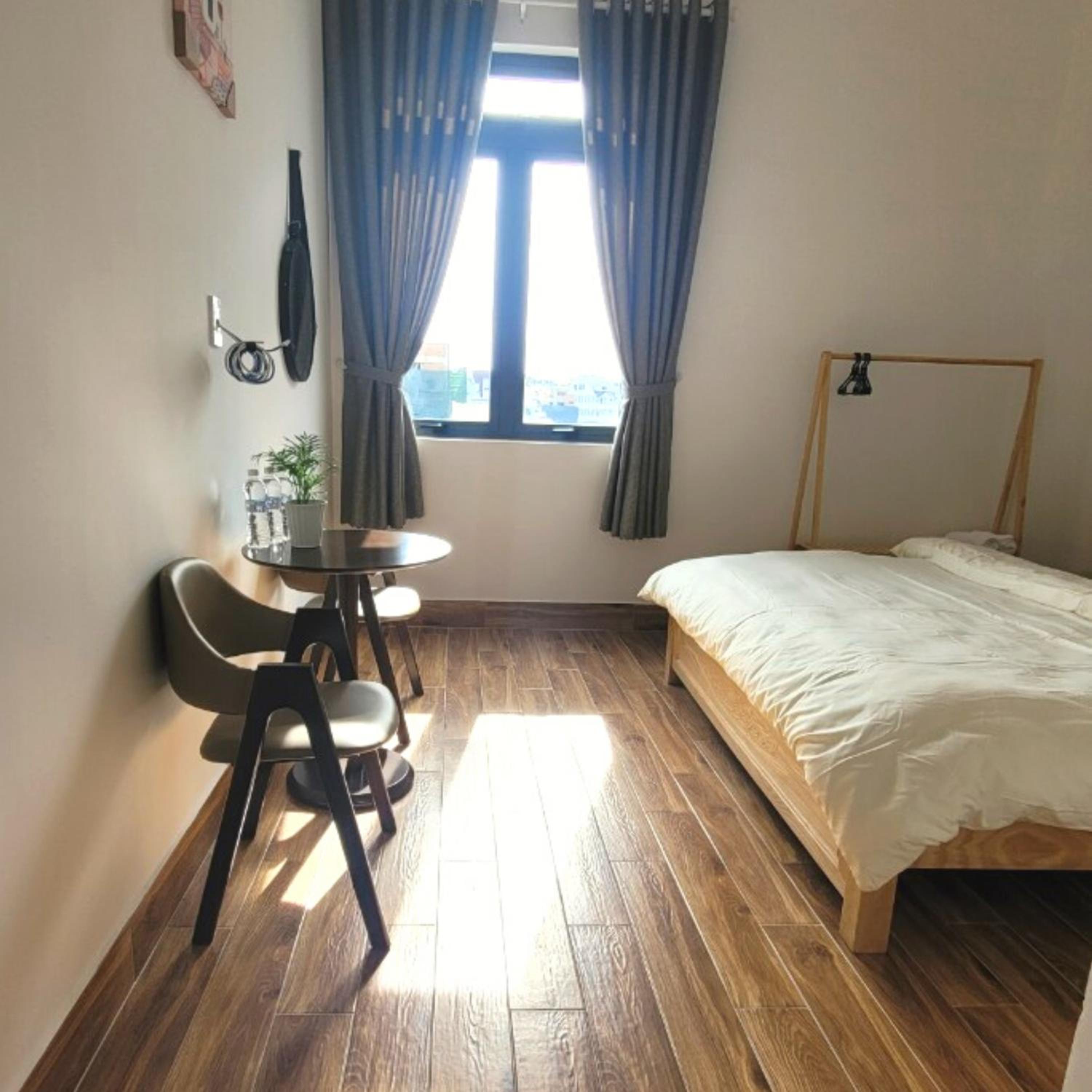 Deluxe Room (2 Adults + 1 Child)