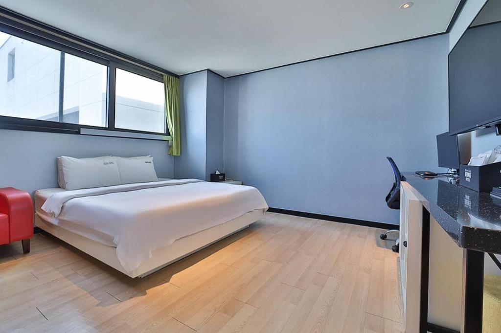 Standard Double Room - No Parking - Photo 4