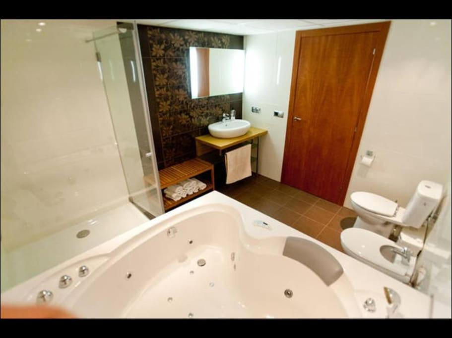 Apartment - Photo 42