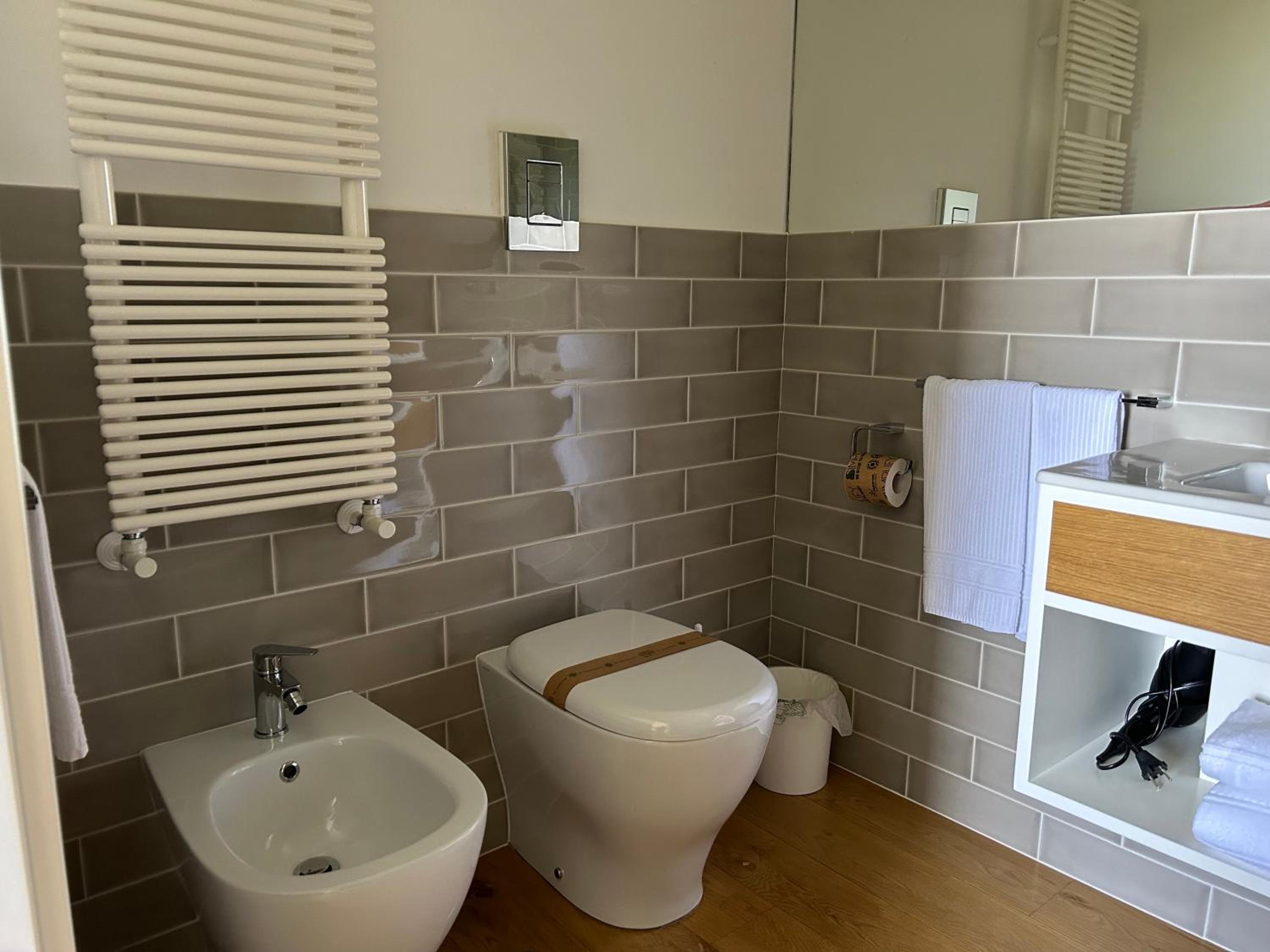 Double Room with Garden View - Photo 4