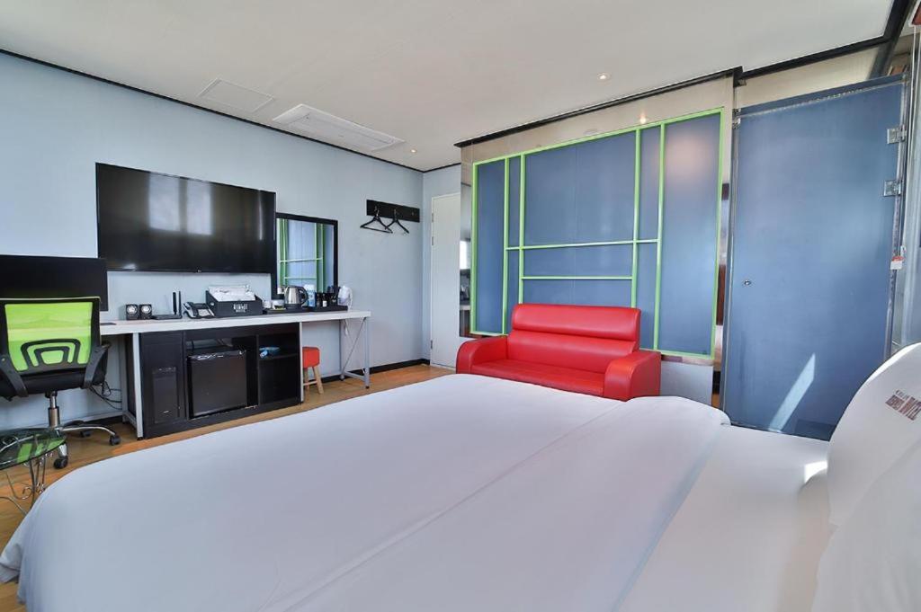 Deluxe Double Room - No Parking - Photo 3