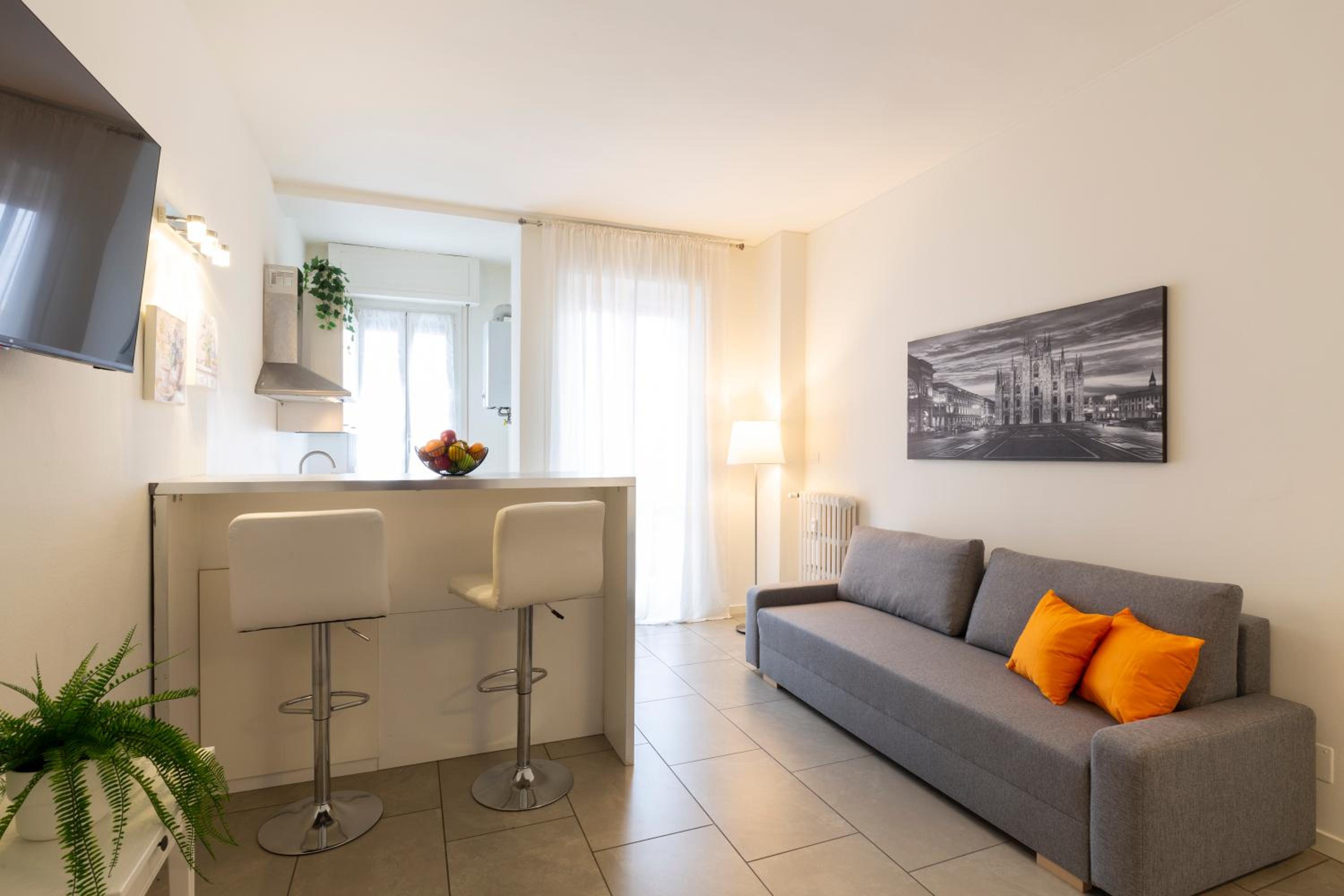 One-Bedroom Apartment