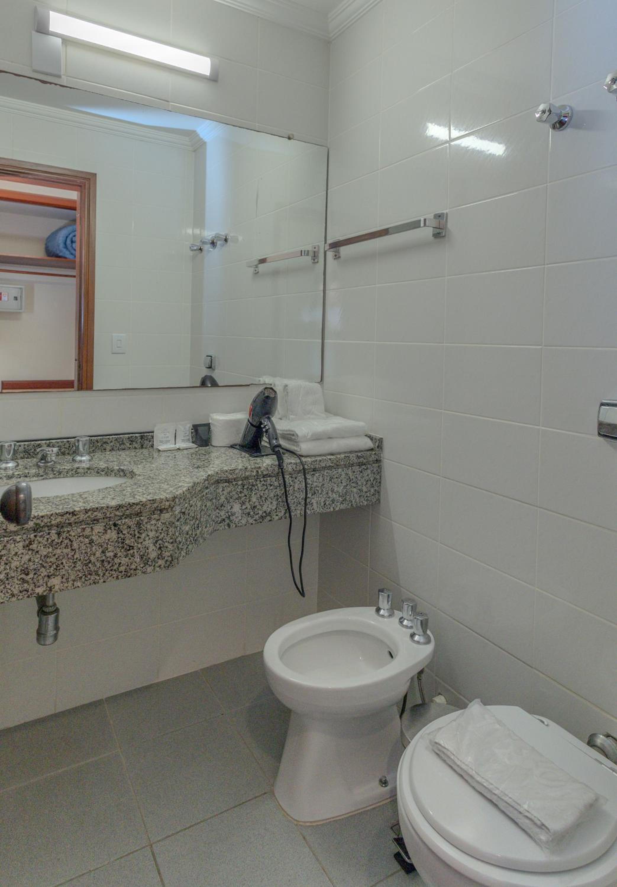 Double Room - Photo 3