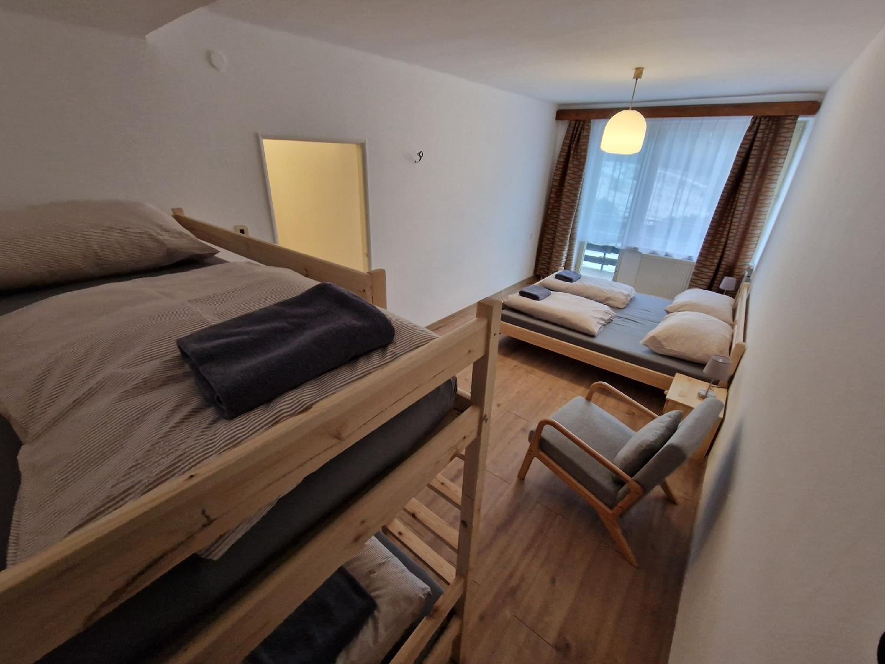 Quadruple Room with Balcony photo 3