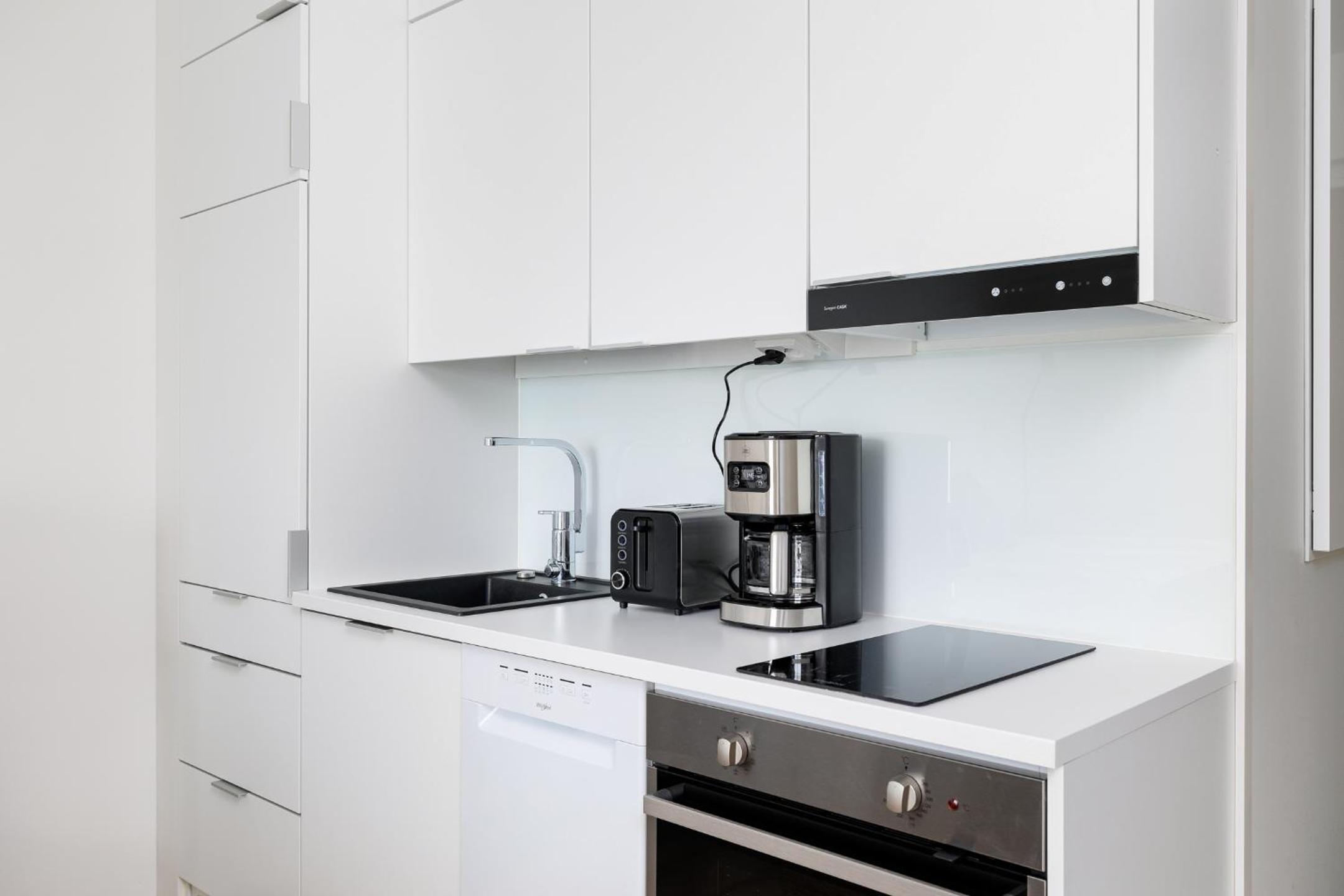 Studio Apartment photo 3