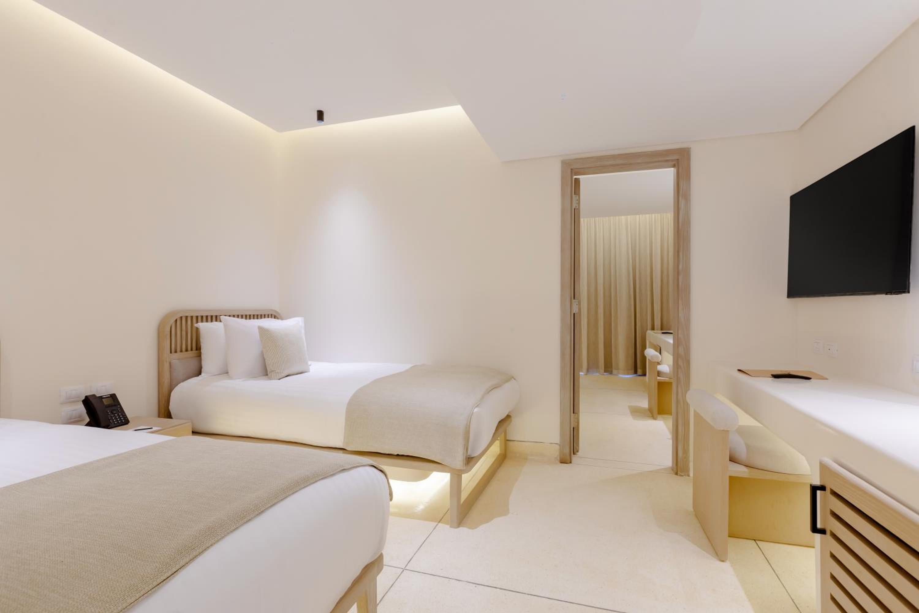 Family Suite photo 2