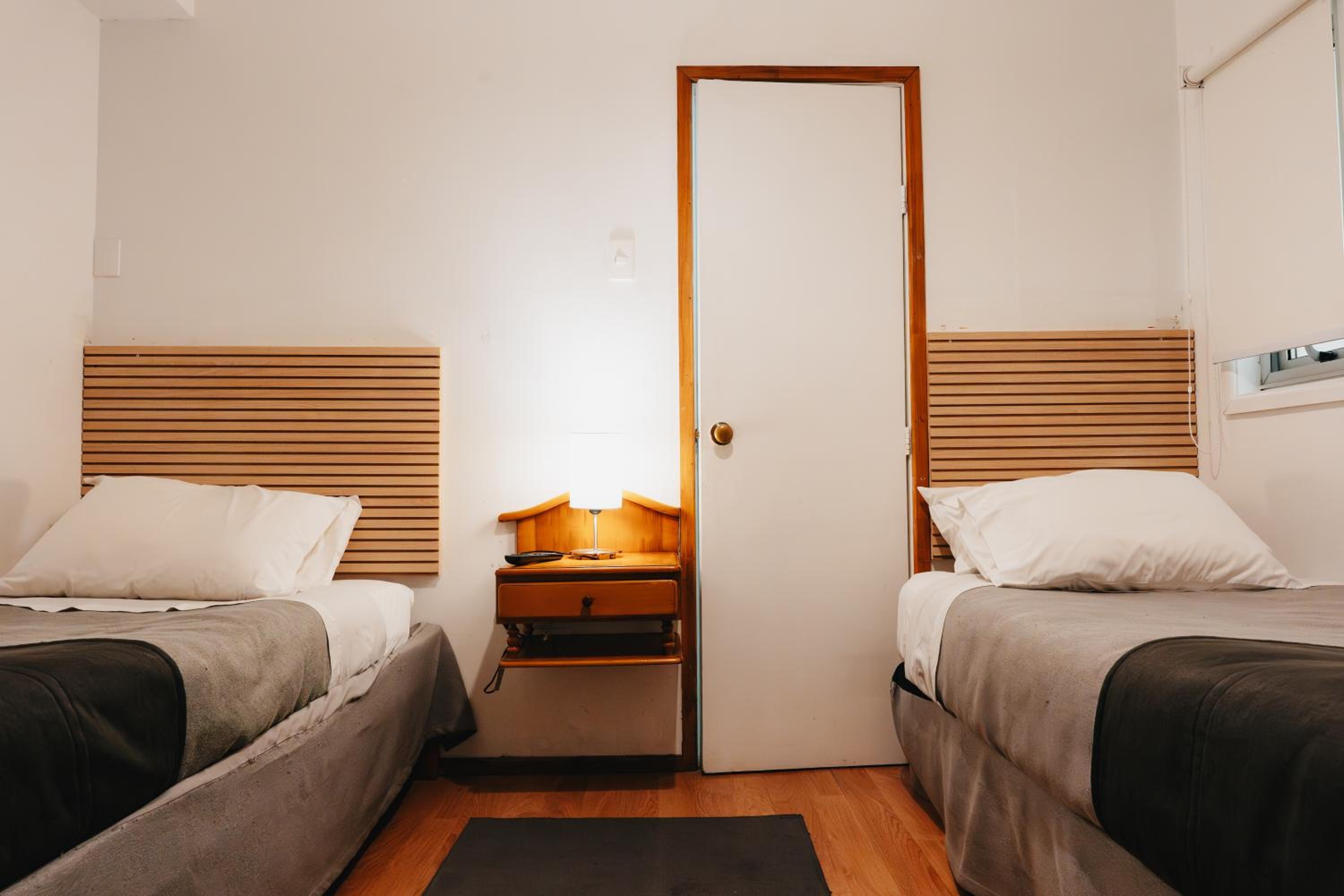 Standard Twin Room photo 2