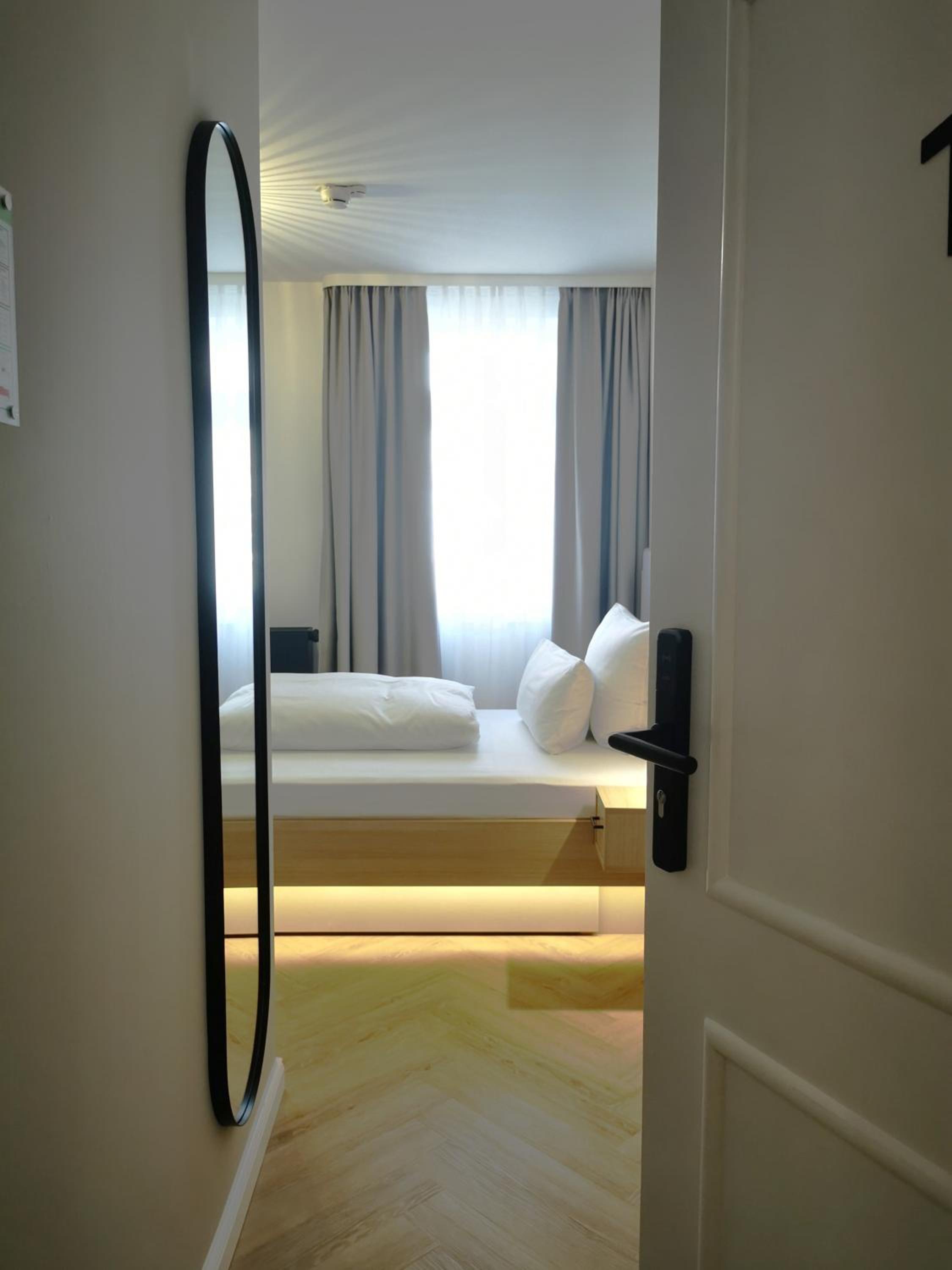 Economy Single Room photo 2