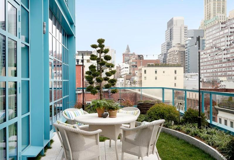 Warren Terrace Suite photo 3