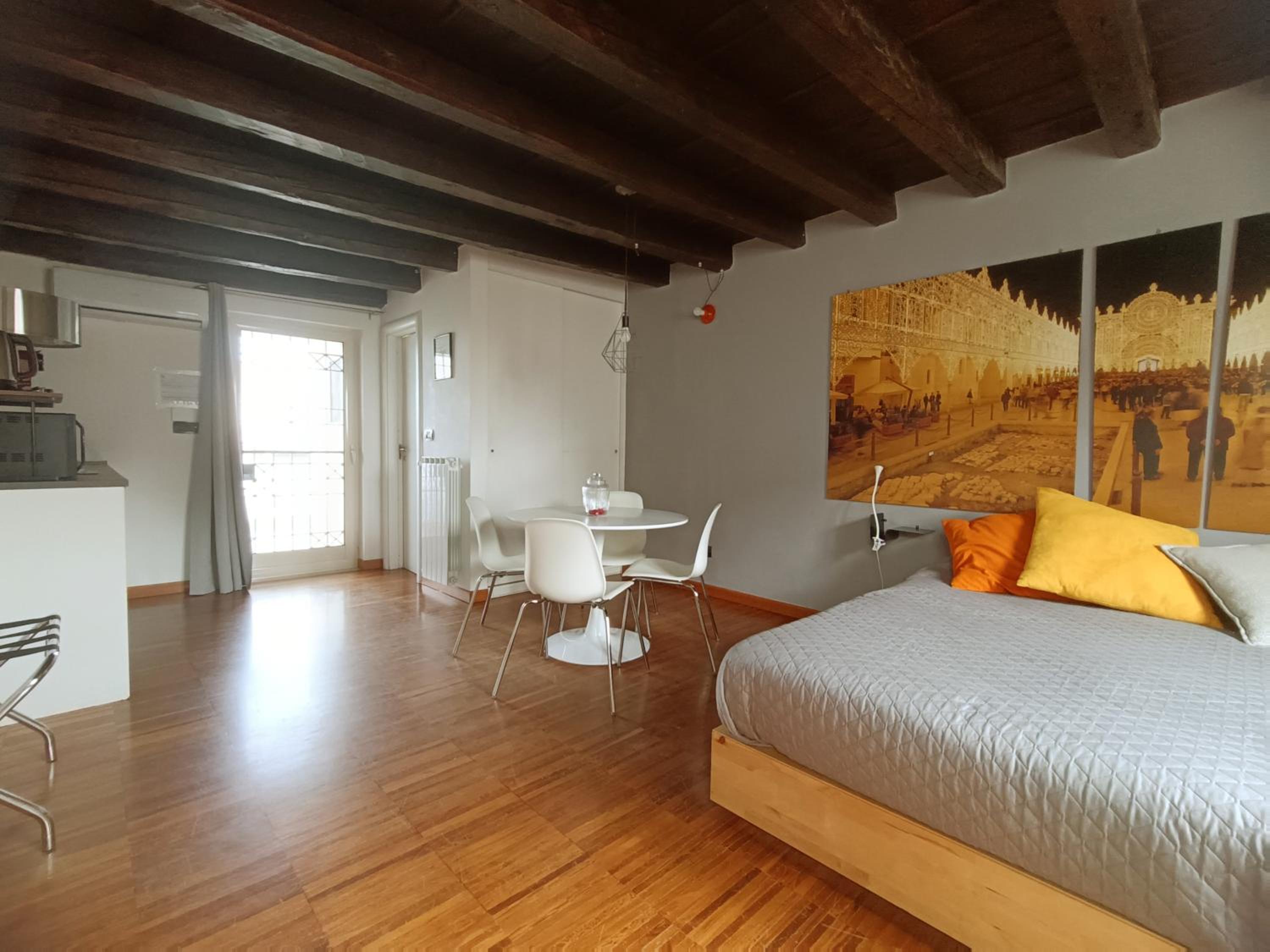 Apartment - Photo 1