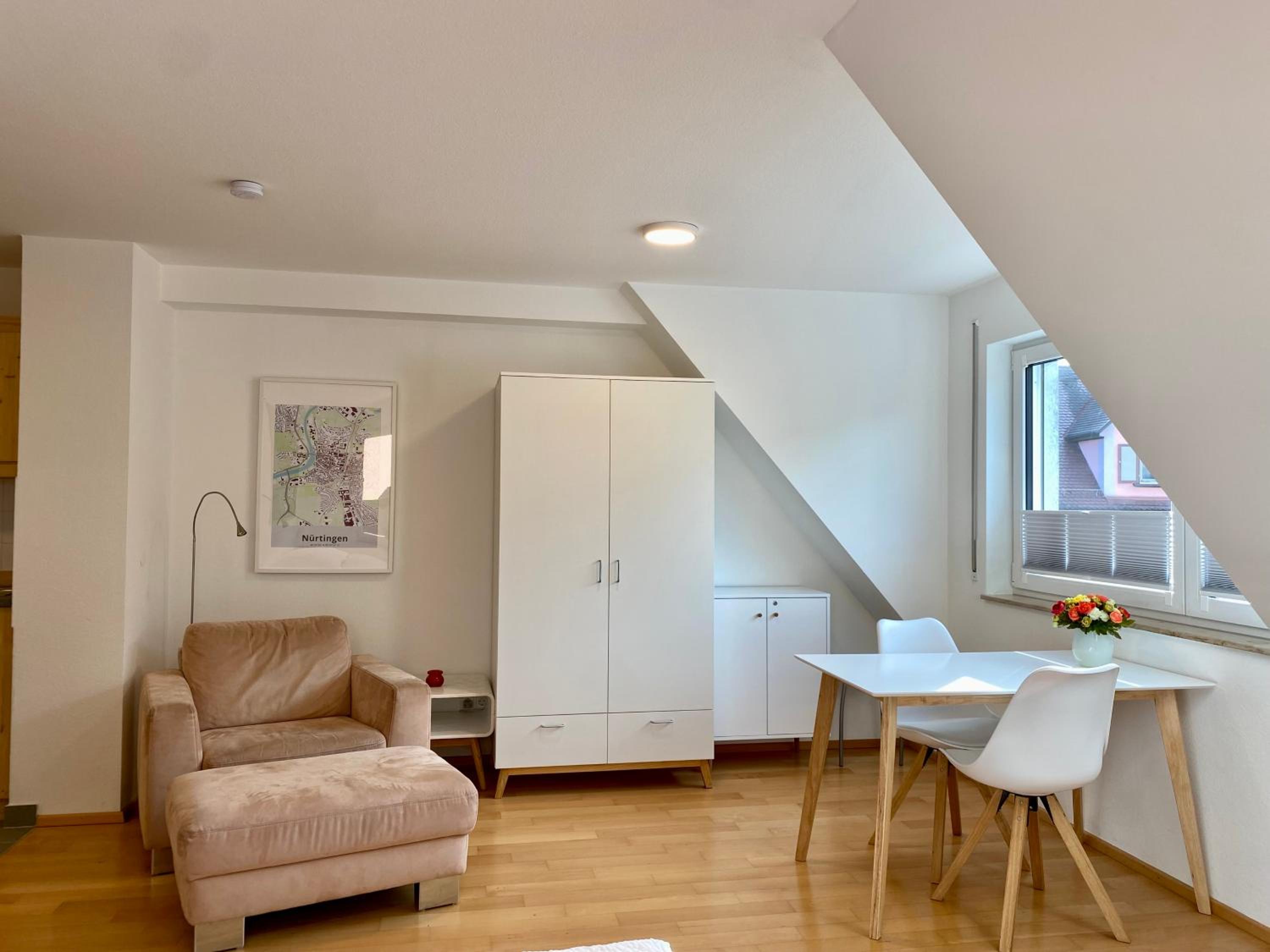 One-Bedroom Apartment photo 1
