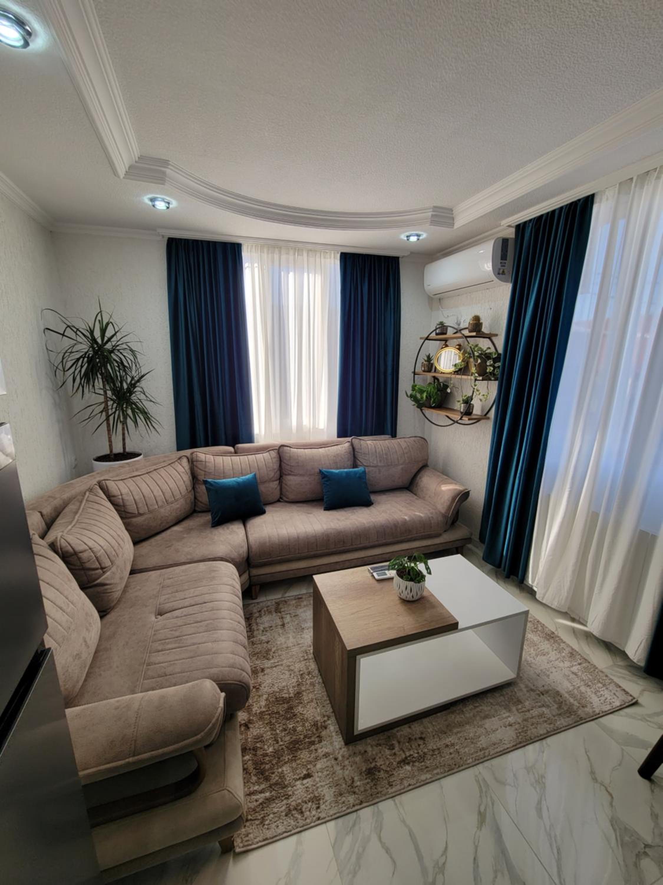 One-Bedroom Apartment photo 3
