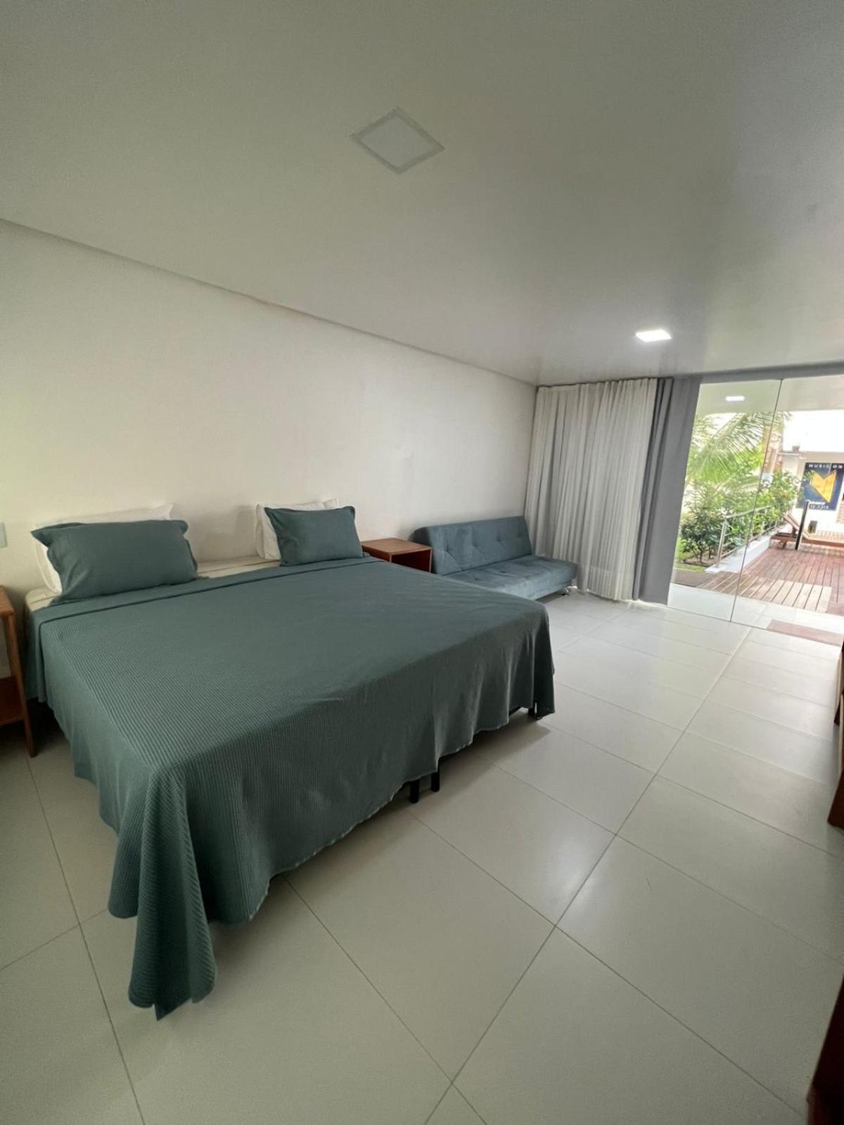 King Room with Roll-In Shower - Disability Access