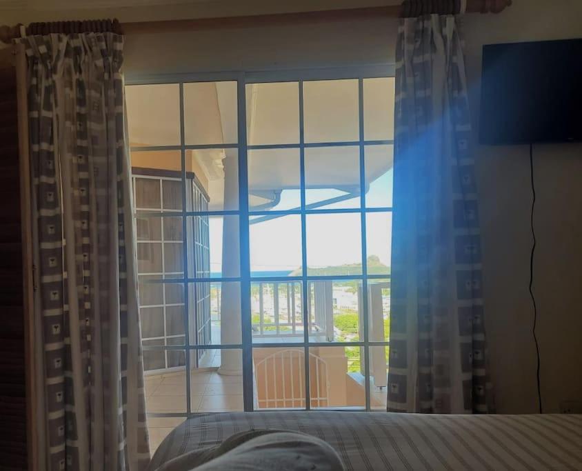 Villa photo 2